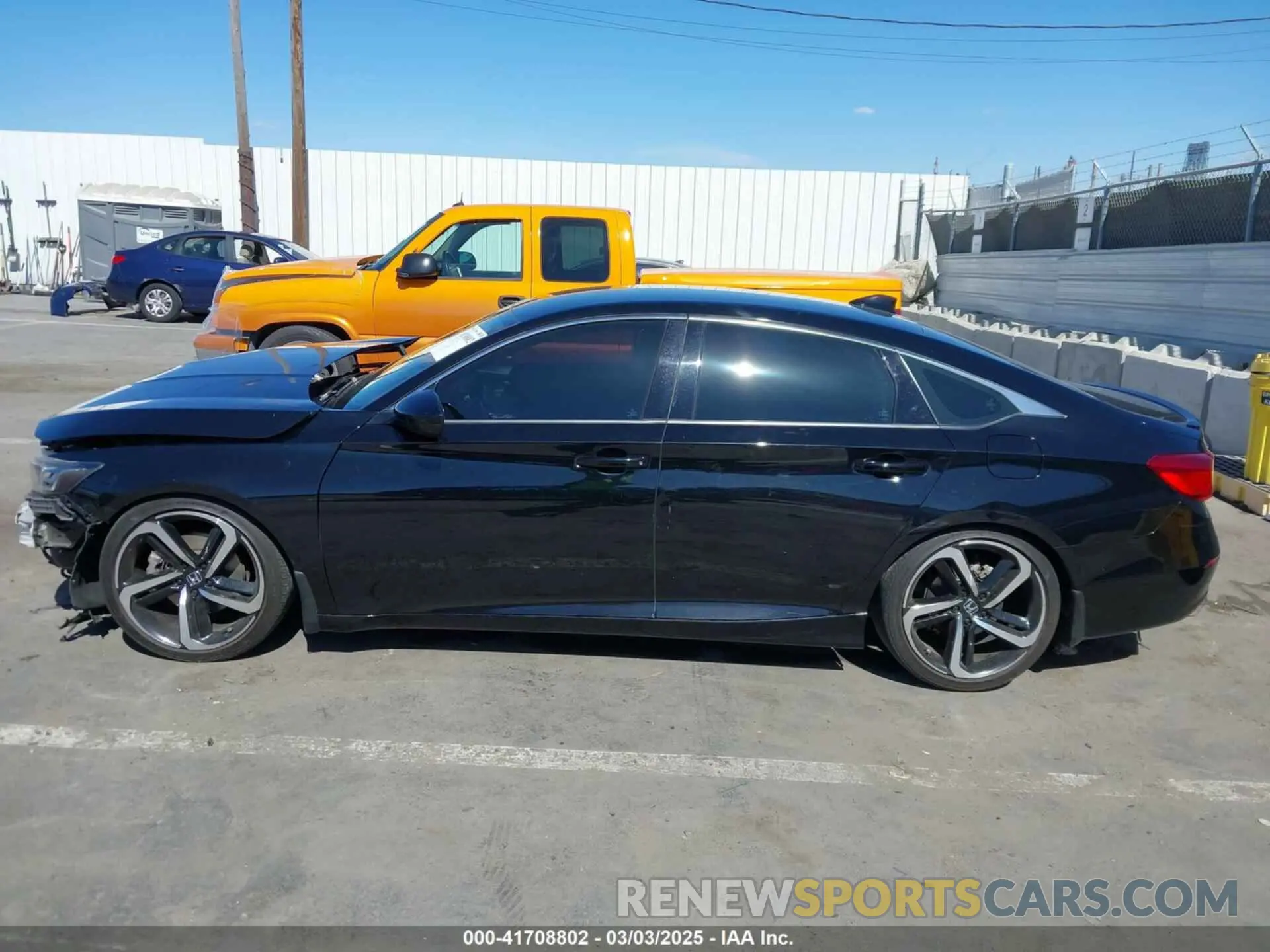 15 Photograph of a damaged car 1HGCV1F36KA117148 HONDA ACCORD 2019