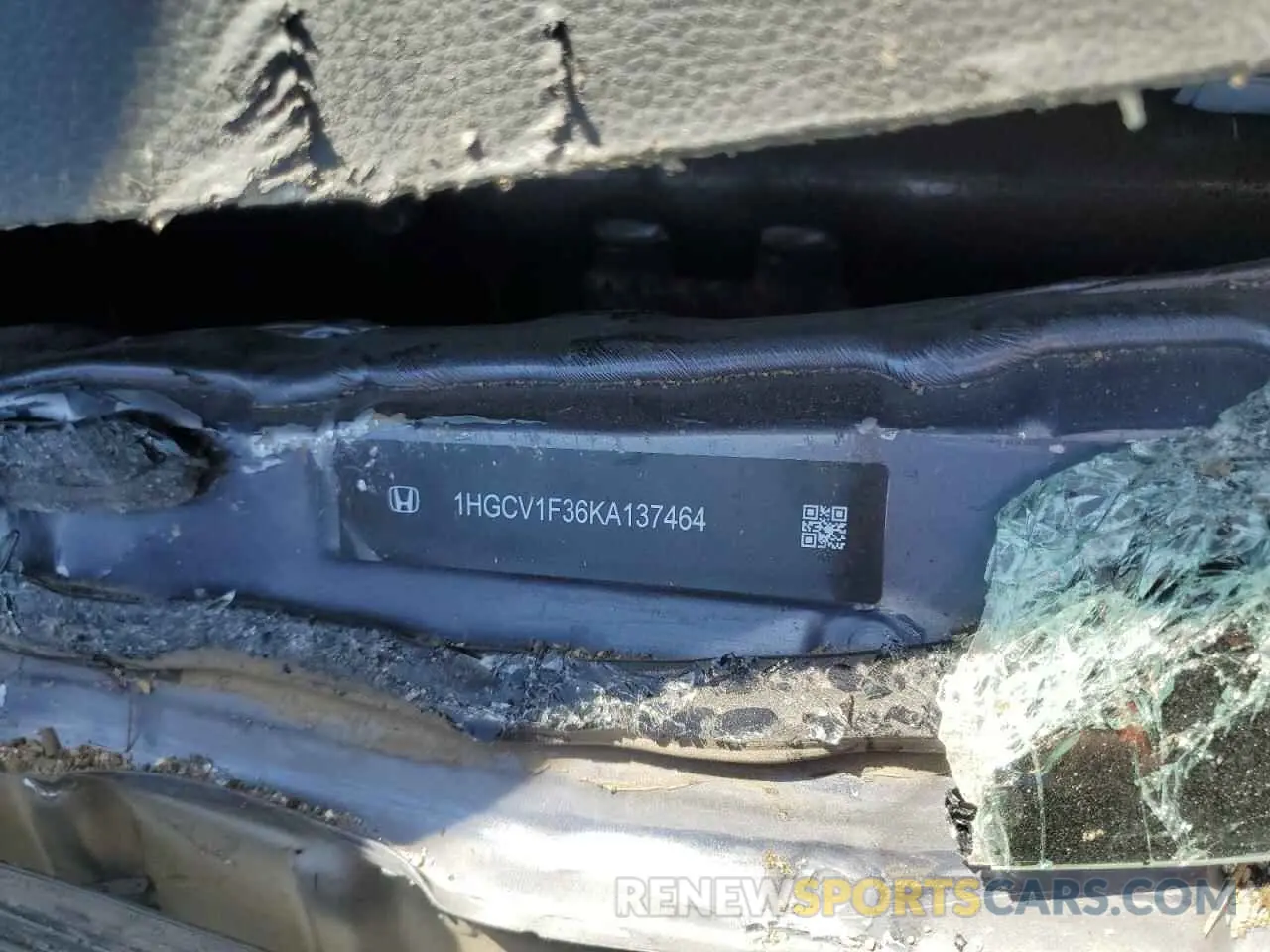 14 Photograph of a damaged car 1HGCV1F36KA137464 HONDA ACCORD 2019