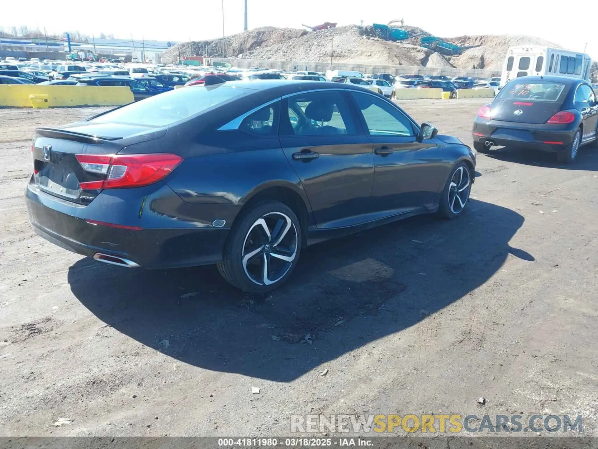 4 Photograph of a damaged car 1HGCV1F36KA142258 HONDA ACCORD 2019