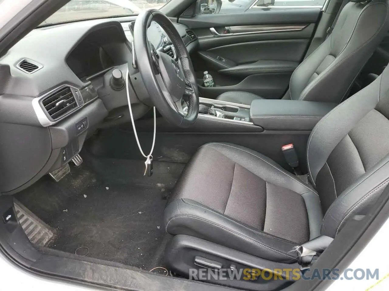 7 Photograph of a damaged car 1HGCV1F36KA147752 HONDA ACCORD 2019