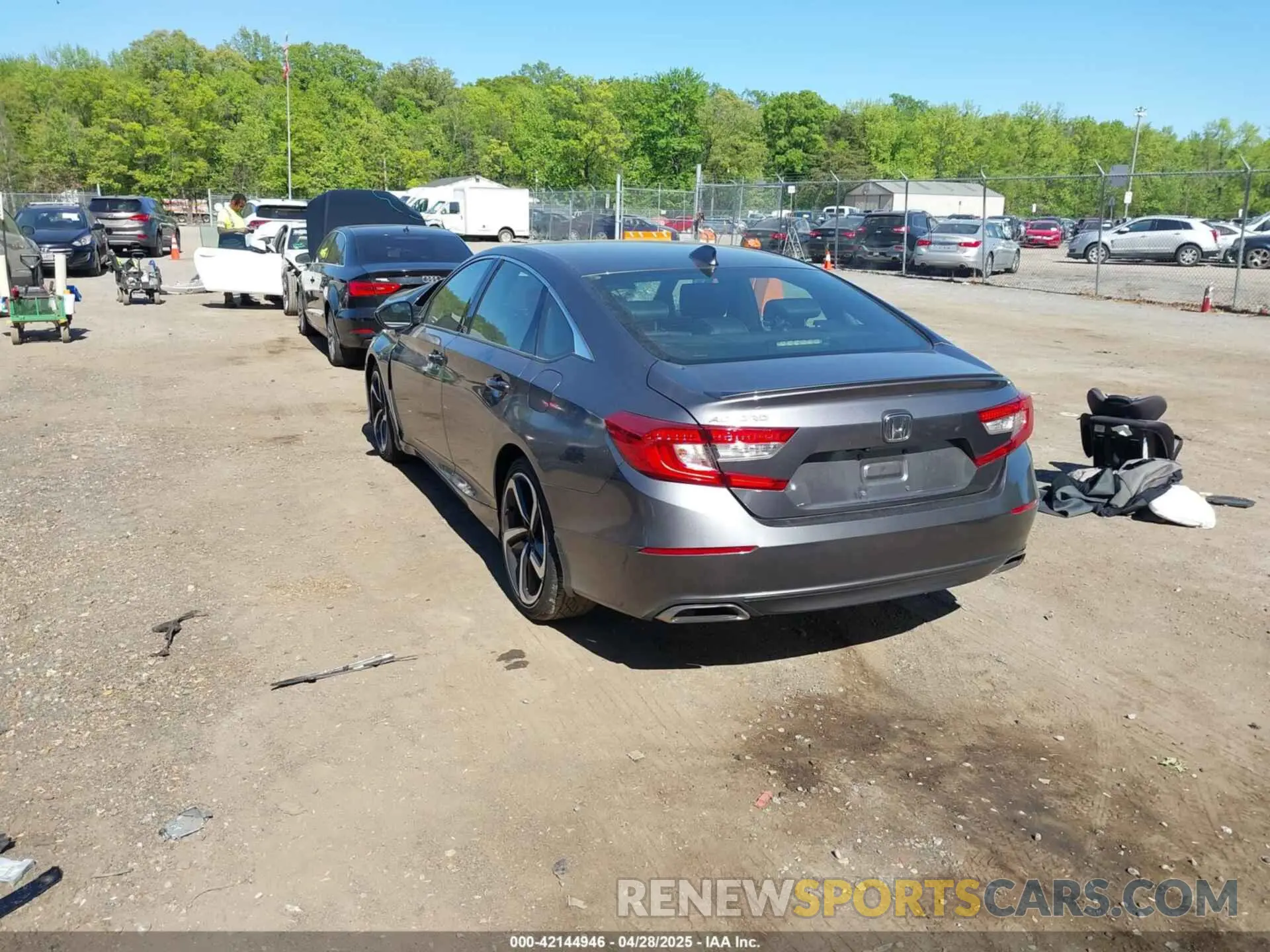 3 Photograph of a damaged car 1HGCV1F36KA153292 HONDA ACCORD 2019