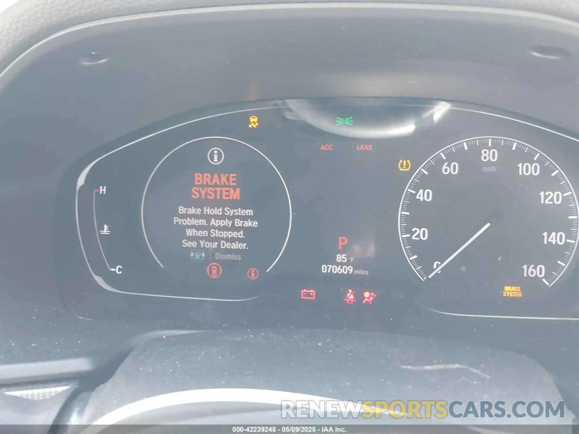 15 Photograph of a damaged car 1HGCV1F36KA164728 HONDA ACCORD 2019