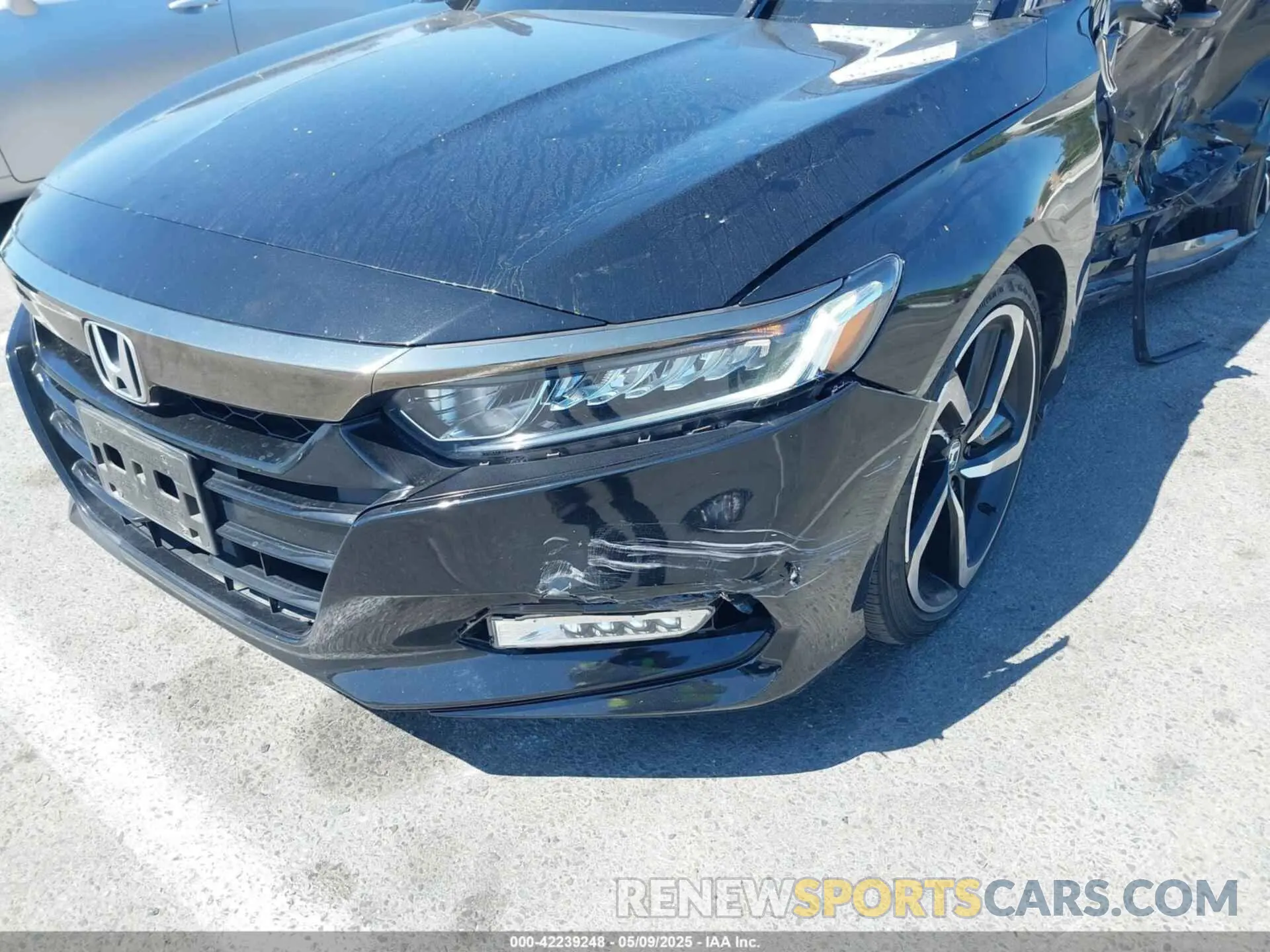 17 Photograph of a damaged car 1HGCV1F36KA164728 HONDA ACCORD 2019