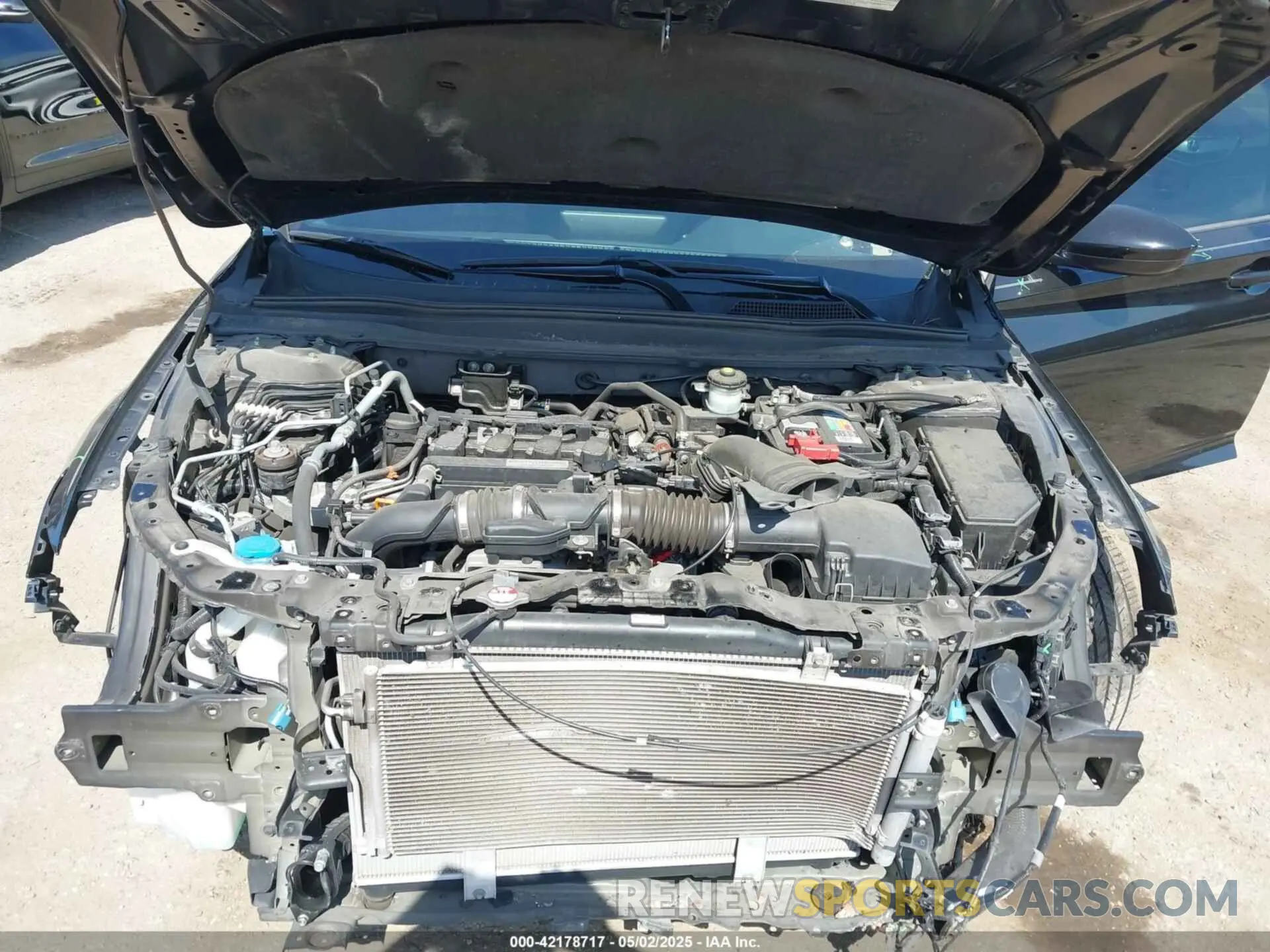 10 Photograph of a damaged car 1HGCV1F36KA164731 HONDA ACCORD 2019