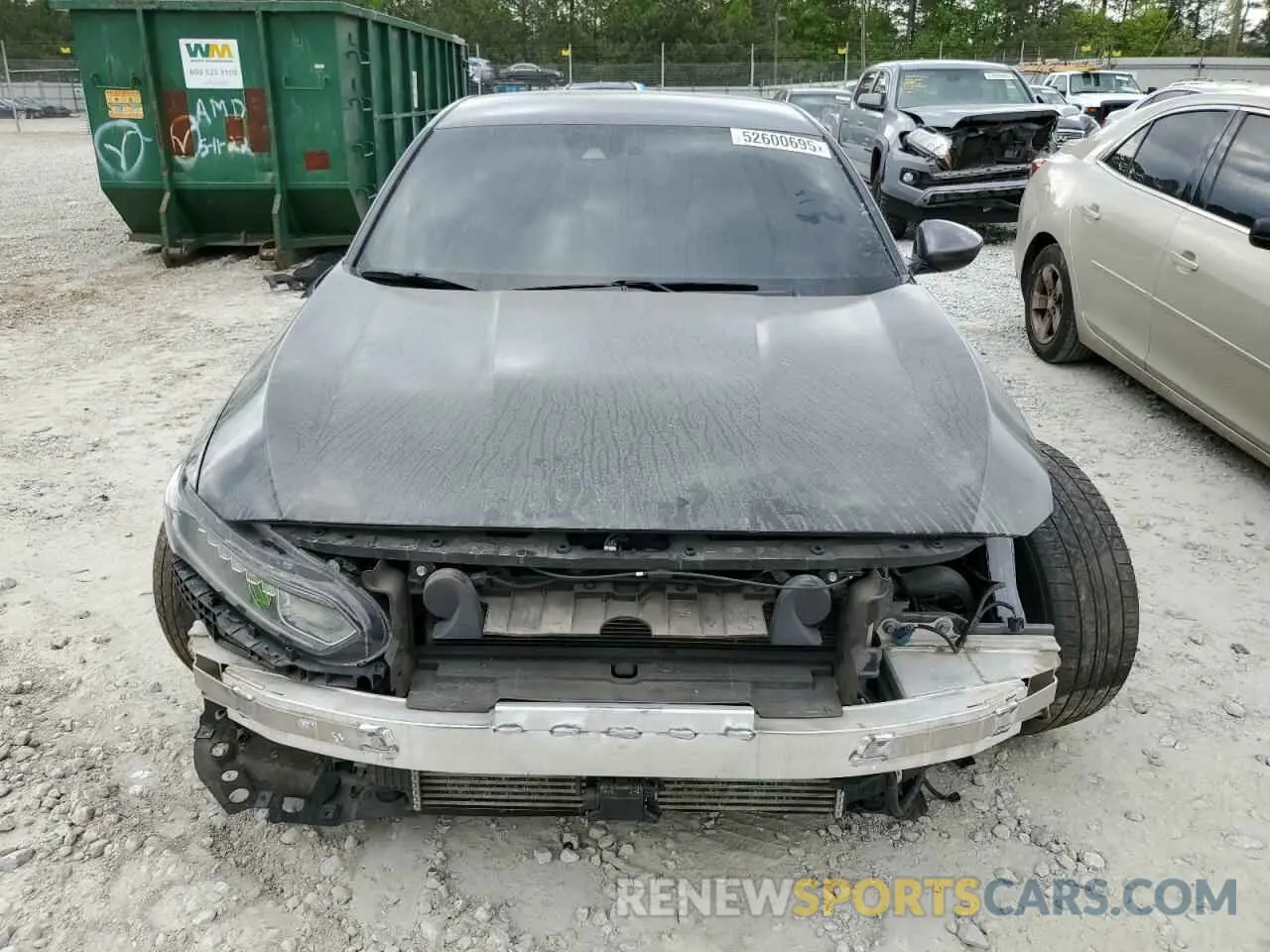 5 Photograph of a damaged car 1HGCV1F37KA013641 HONDA ACCORD 2019