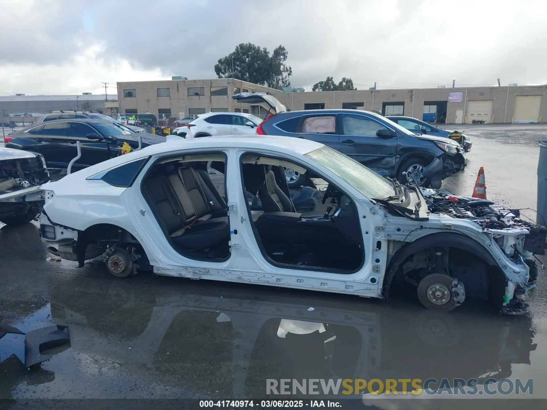 13 Photograph of a damaged car 1HGCV1F37KA022159 HONDA ACCORD 2019