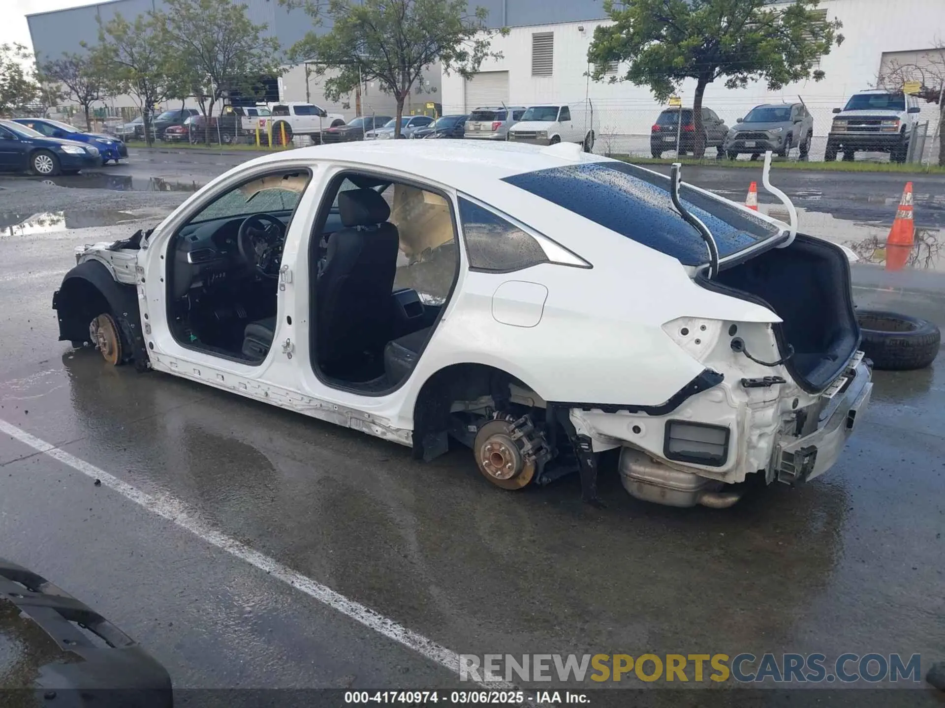 3 Photograph of a damaged car 1HGCV1F37KA022159 HONDA ACCORD 2019