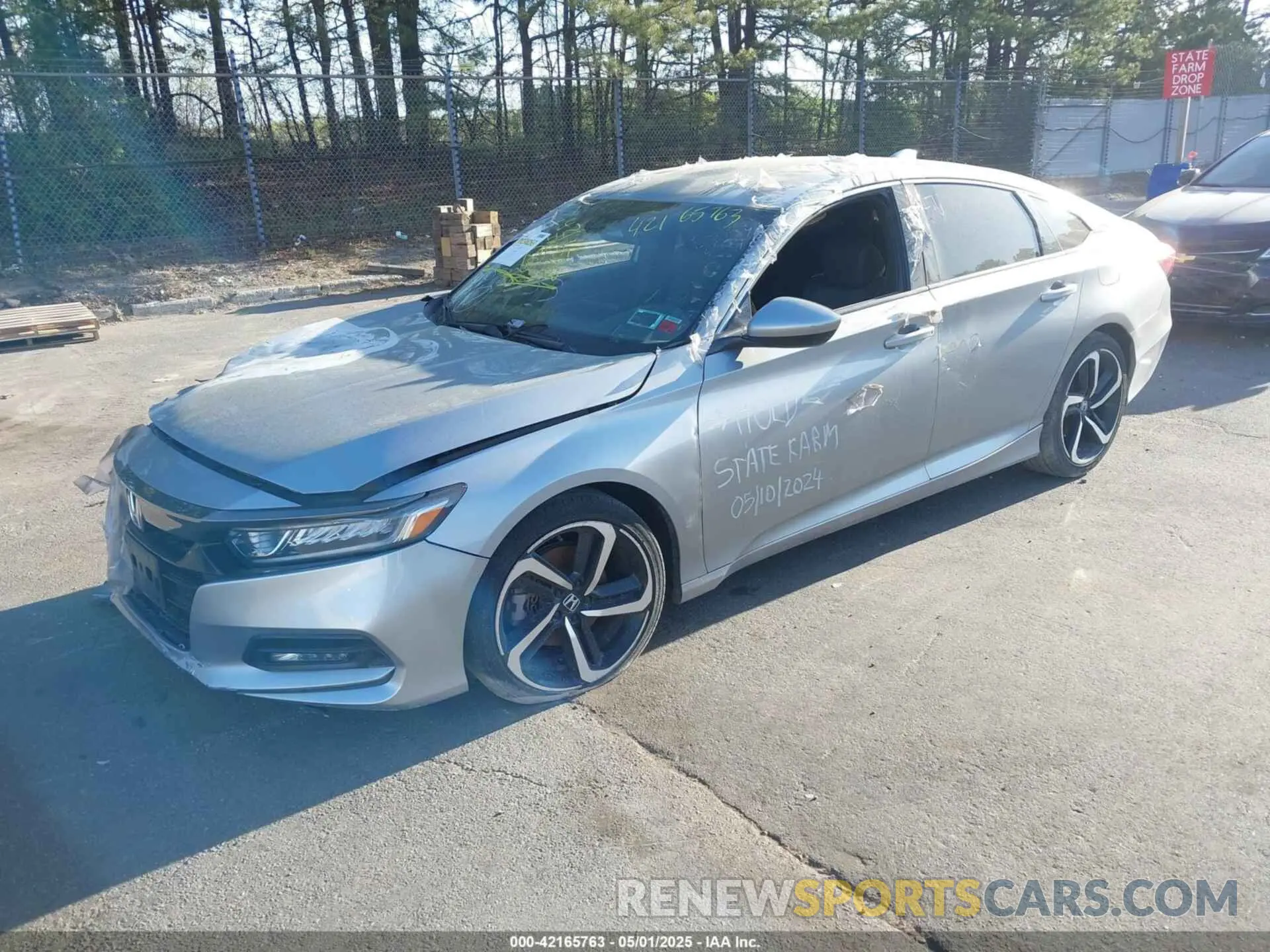 2 Photograph of a damaged car 1HGCV1F37KA036921 HONDA ACCORD 2019