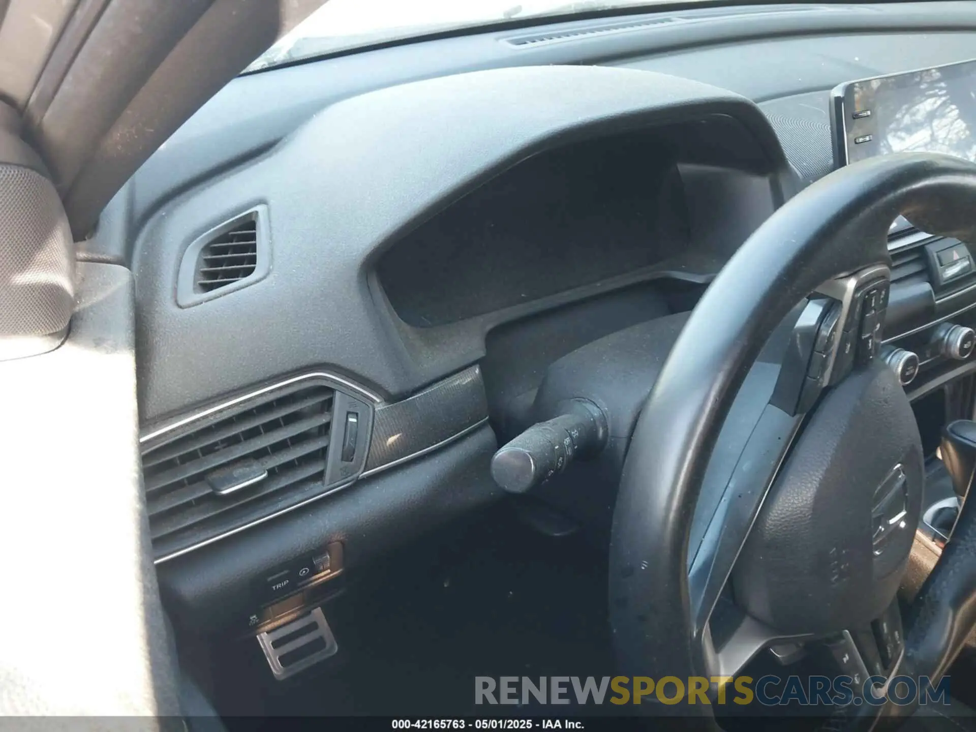 7 Photograph of a damaged car 1HGCV1F37KA036921 HONDA ACCORD 2019