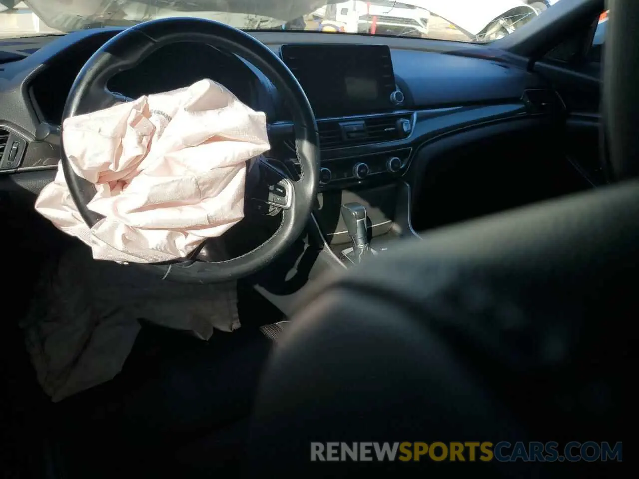 8 Photograph of a damaged car 1HGCV1F37KA037793 HONDA ACCORD 2019