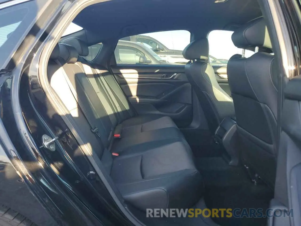 10 Photograph of a damaged car 1HGCV1F37KA045411 HONDA ACCORD 2019