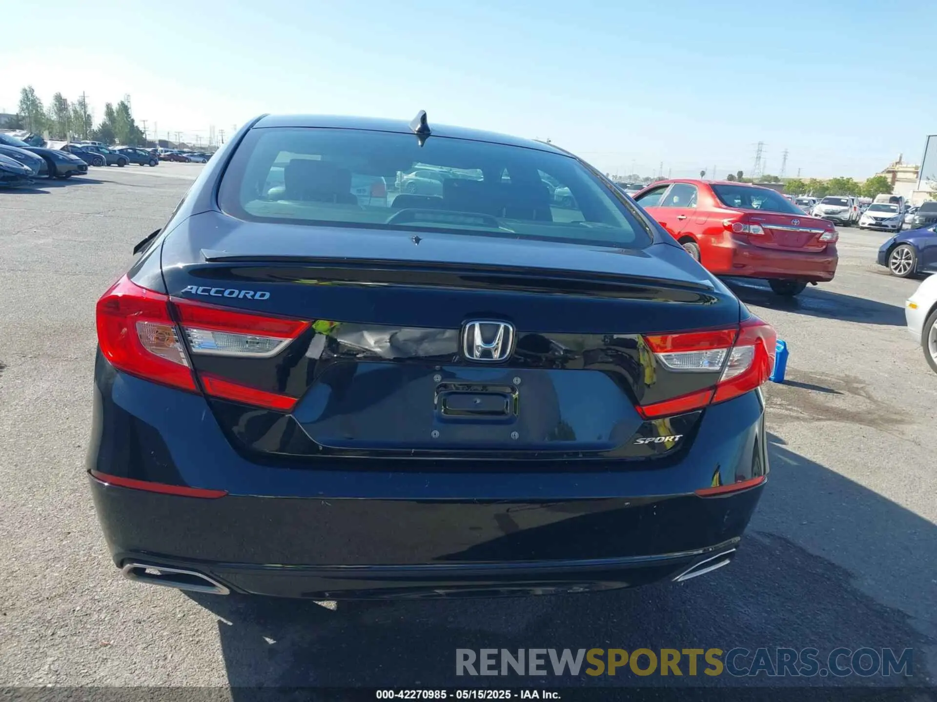 15 Photograph of a damaged car 1HGCV1F37KA073001 HONDA ACCORD 2019