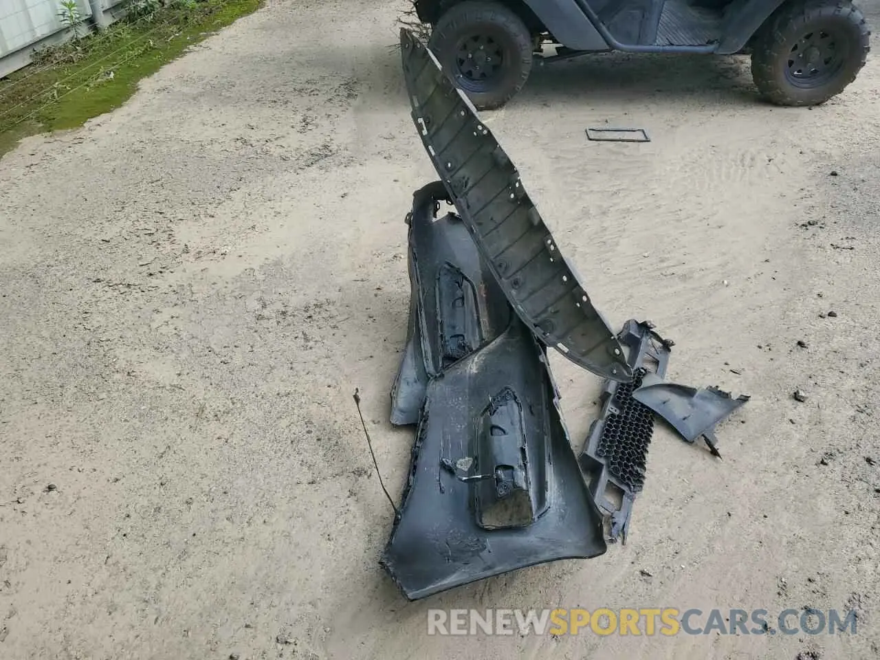 12 Photograph of a damaged car 1HGCV1F37KA104411 HONDA ACCORD 2019