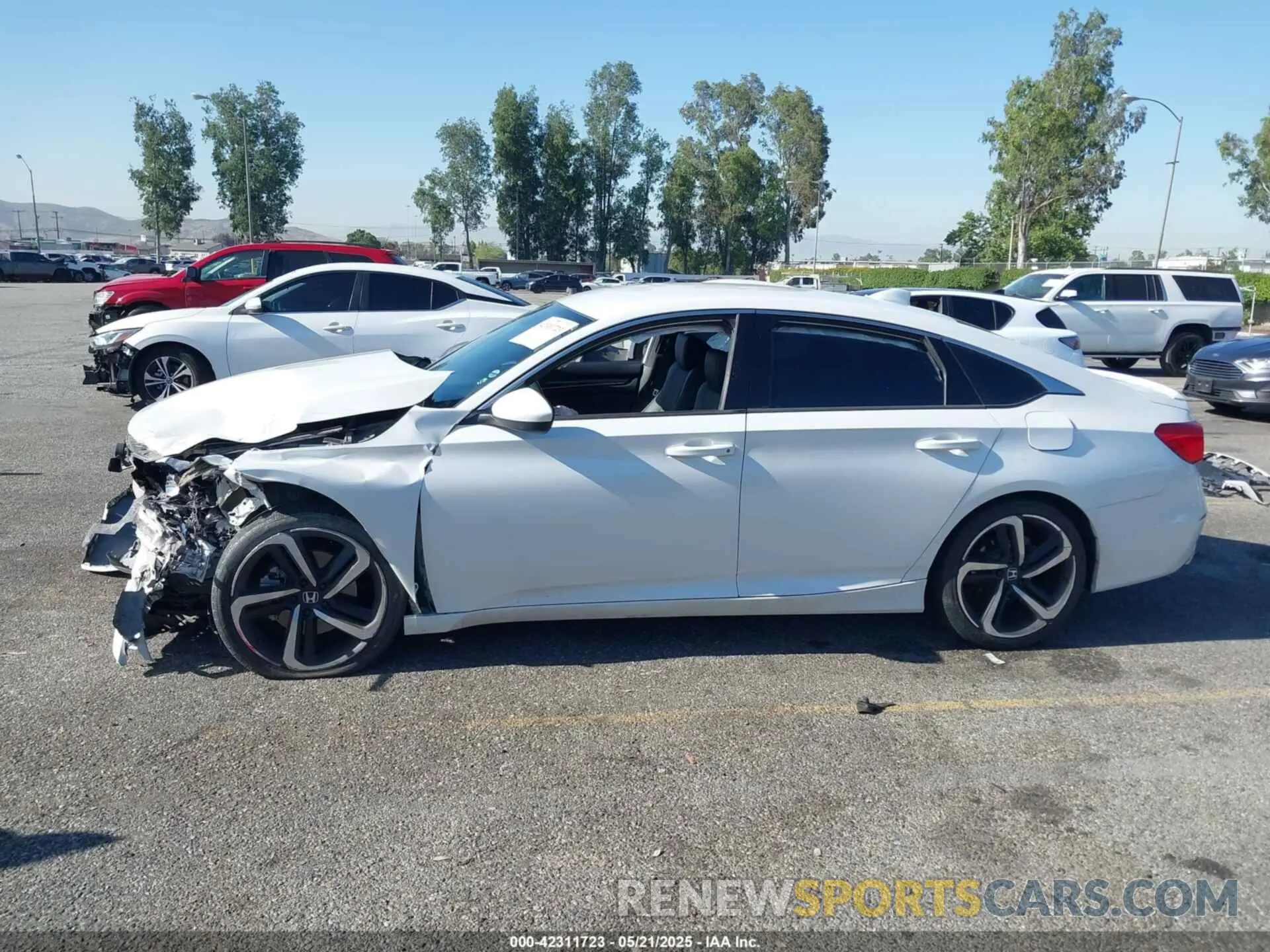 15 Photograph of a damaged car 1HGCV1F37KA110967 HONDA ACCORD 2019