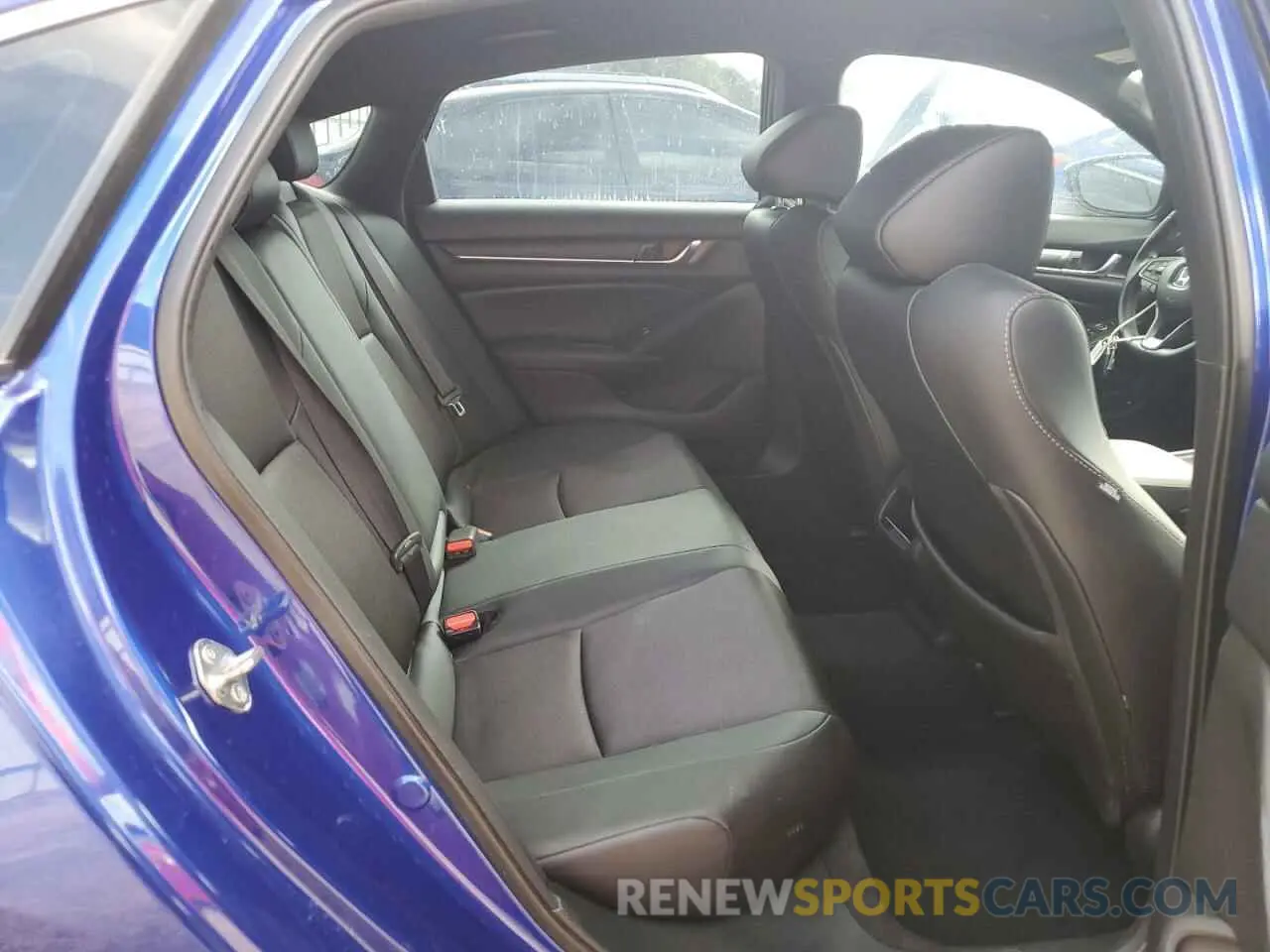 10 Photograph of a damaged car 1HGCV1F37KA112248 HONDA ACCORD 2019