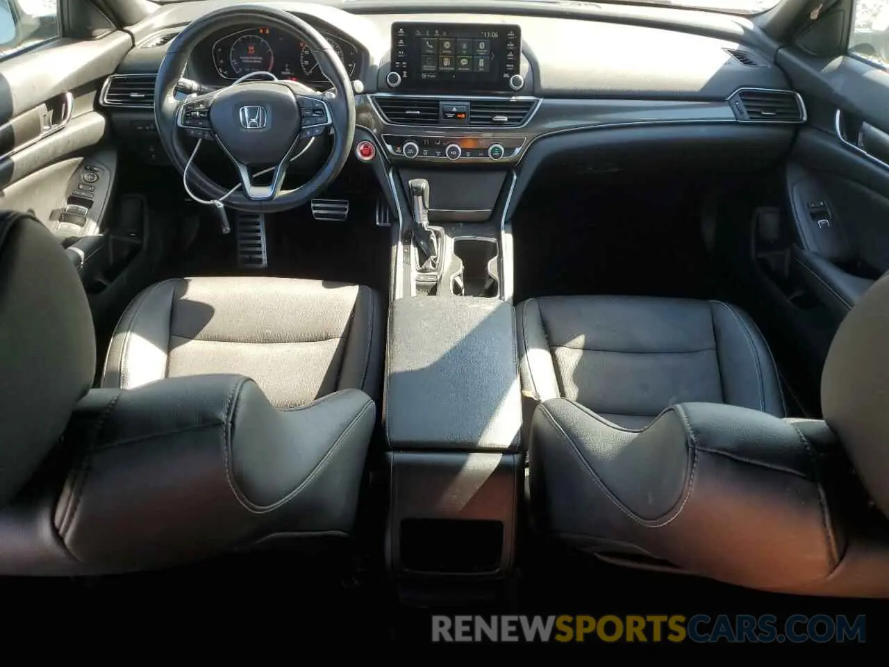 8 Photograph of a damaged car 1HGCV1F37KA112931 HONDA ACCORD 2019