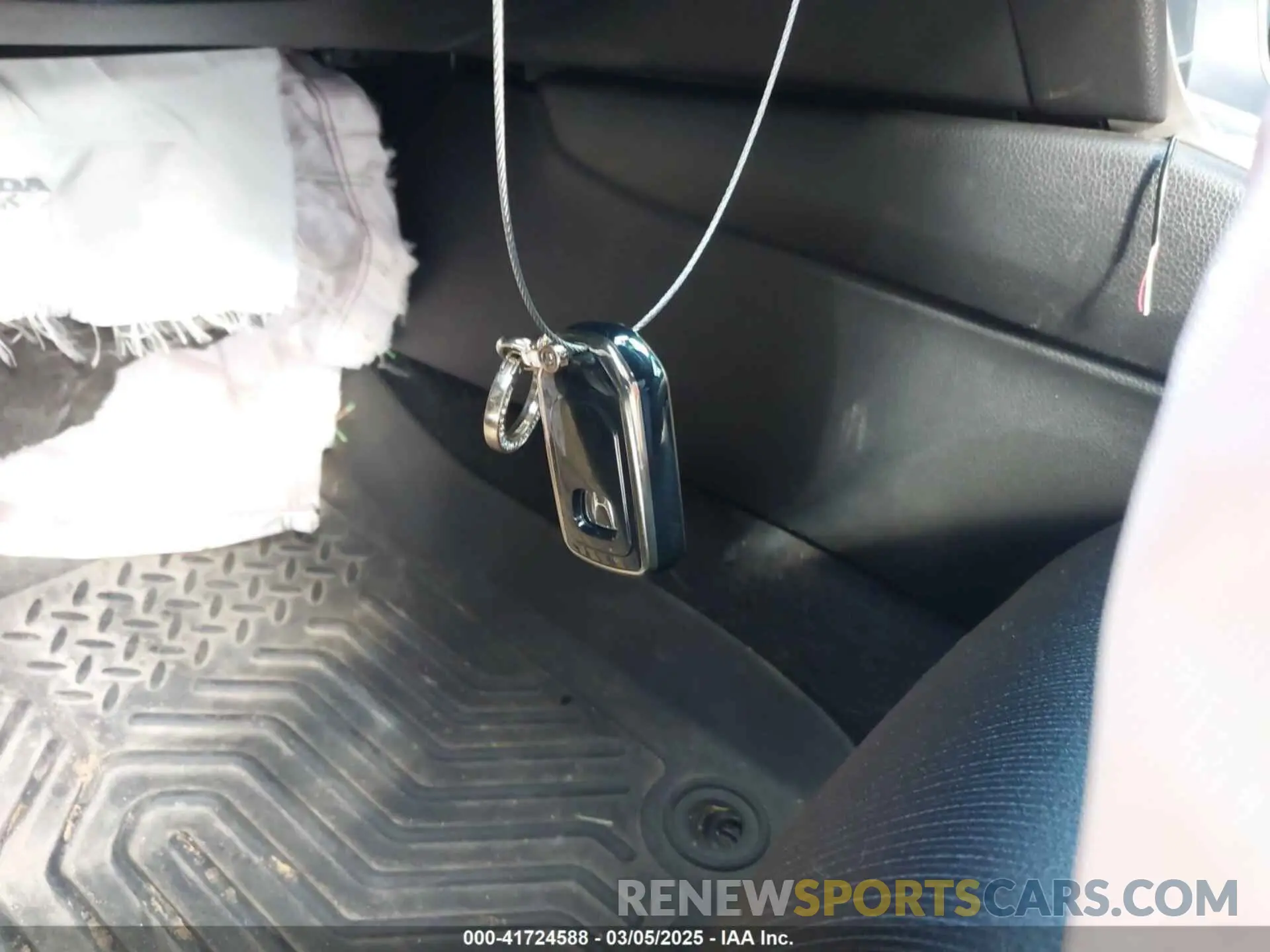 11 Photograph of a damaged car 1HGCV1F37KA148067 HONDA ACCORD 2019