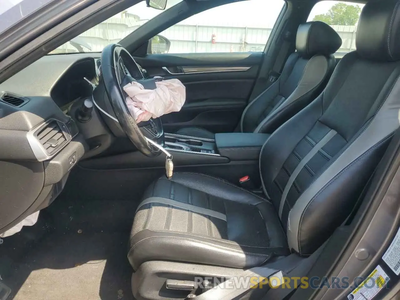 7 Photograph of a damaged car 1HGCV1F37KA153348 HONDA ACCORD 2019