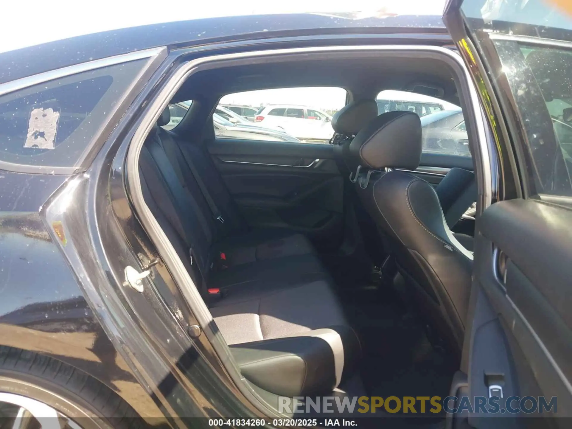8 Photograph of a damaged car 1HGCV1F37KA158646 HONDA ACCORD 2019