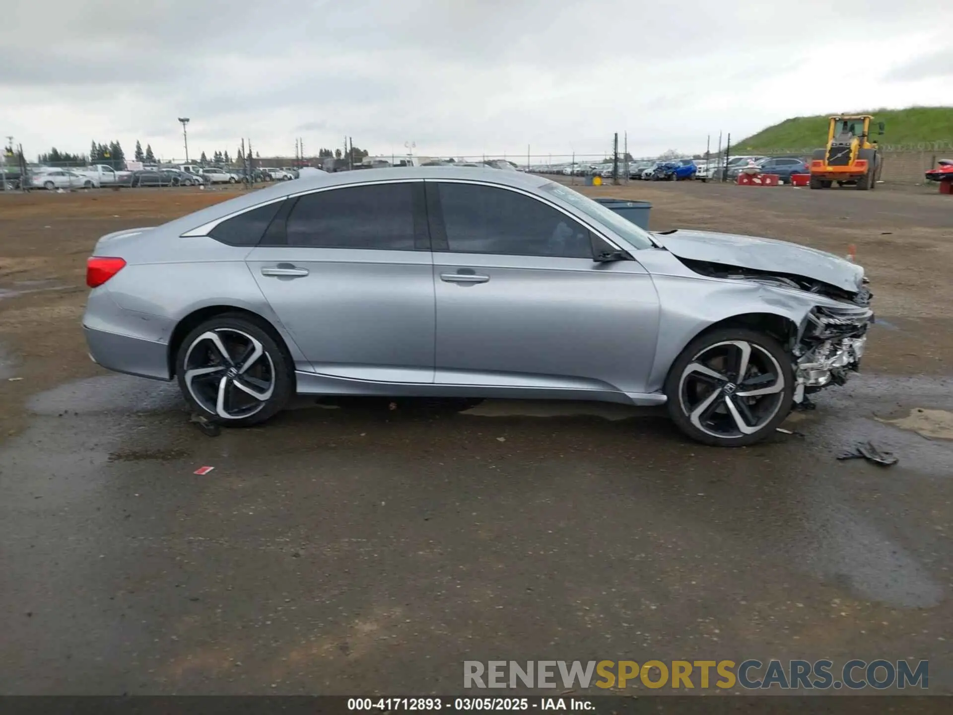 13 Photograph of a damaged car 1HGCV1F38KA030061 HONDA ACCORD 2019