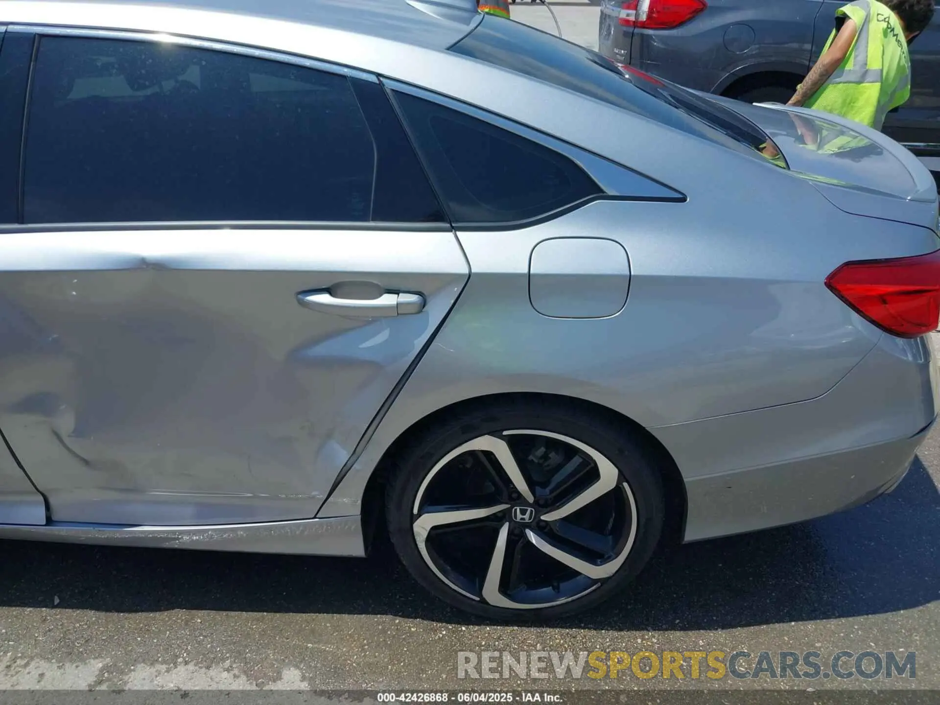17 Photograph of a damaged car 1HGCV1F38KA044770 HONDA ACCORD 2019