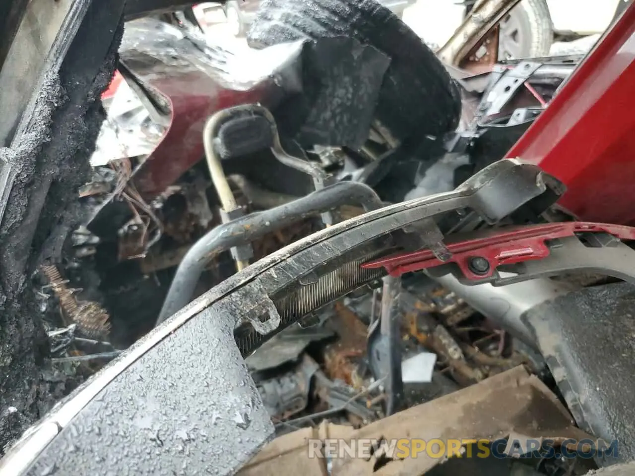8 Photograph of a damaged car 1HGCV1F38KA052545 HONDA ACCORD 2019