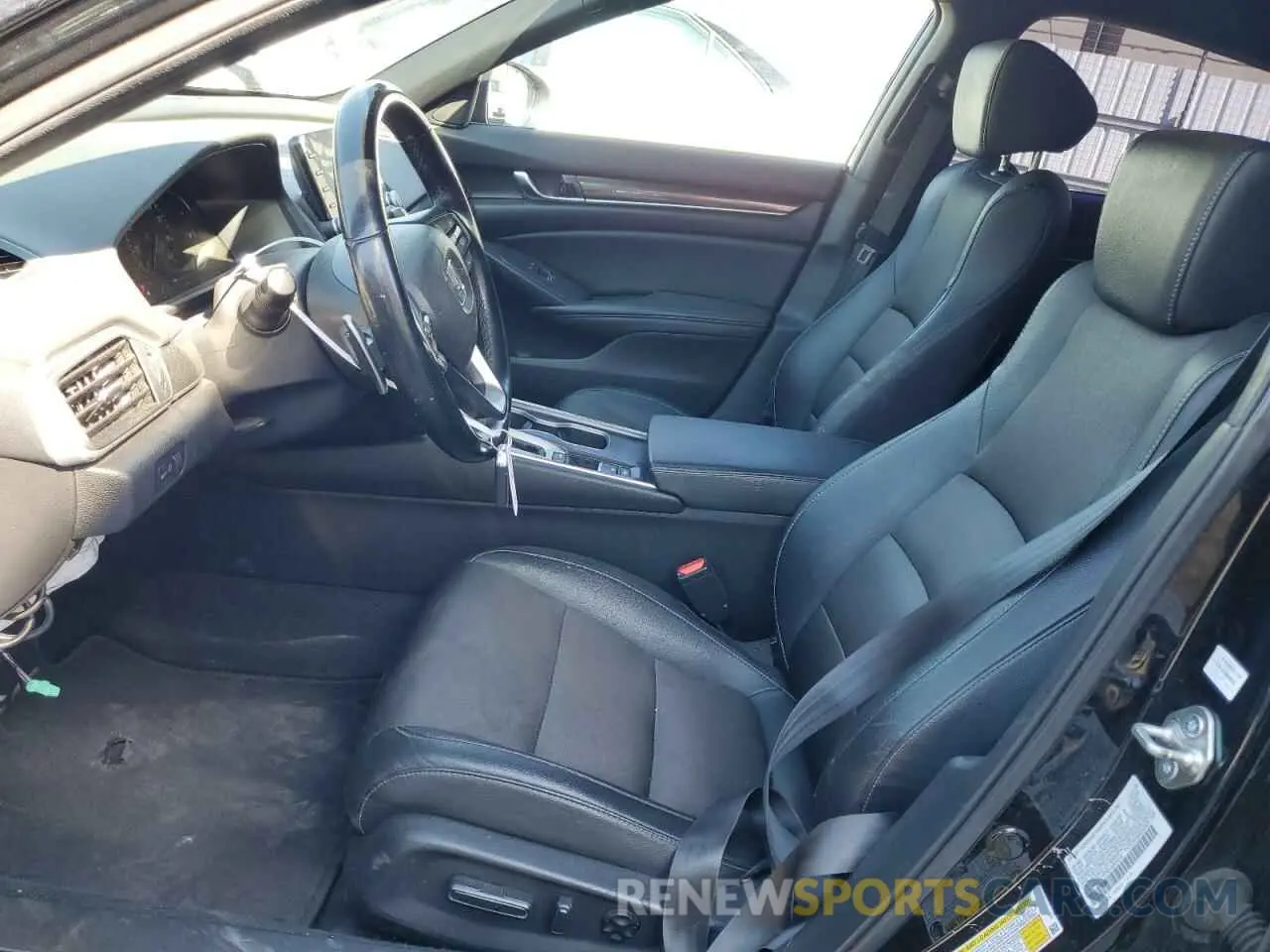 7 Photograph of a damaged car 1HGCV1F38KA061018 HONDA ACCORD 2019