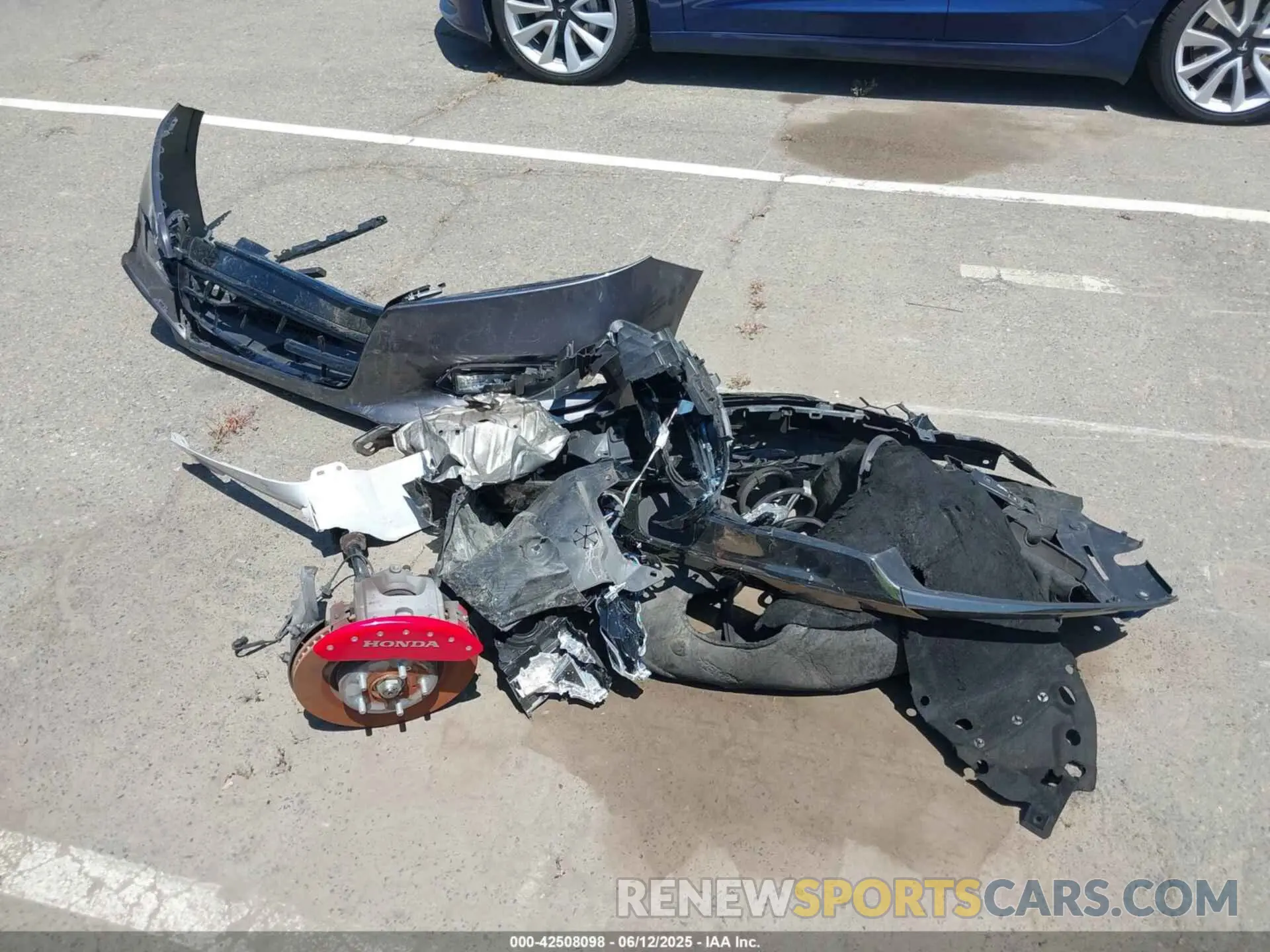 11 Photograph of a damaged car 1HGCV1F38KA063870 HONDA ACCORD 2019
