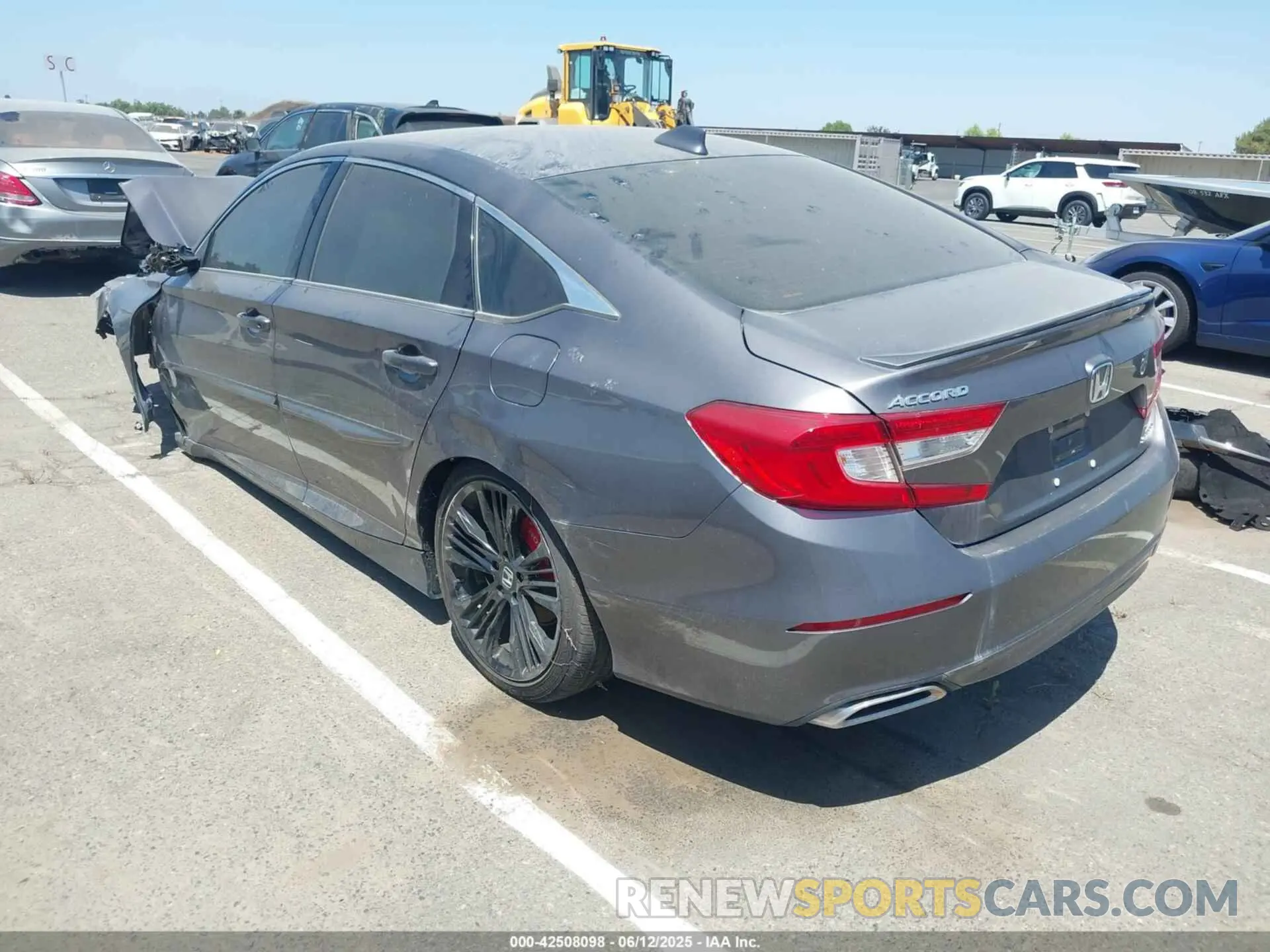 3 Photograph of a damaged car 1HGCV1F38KA063870 HONDA ACCORD 2019