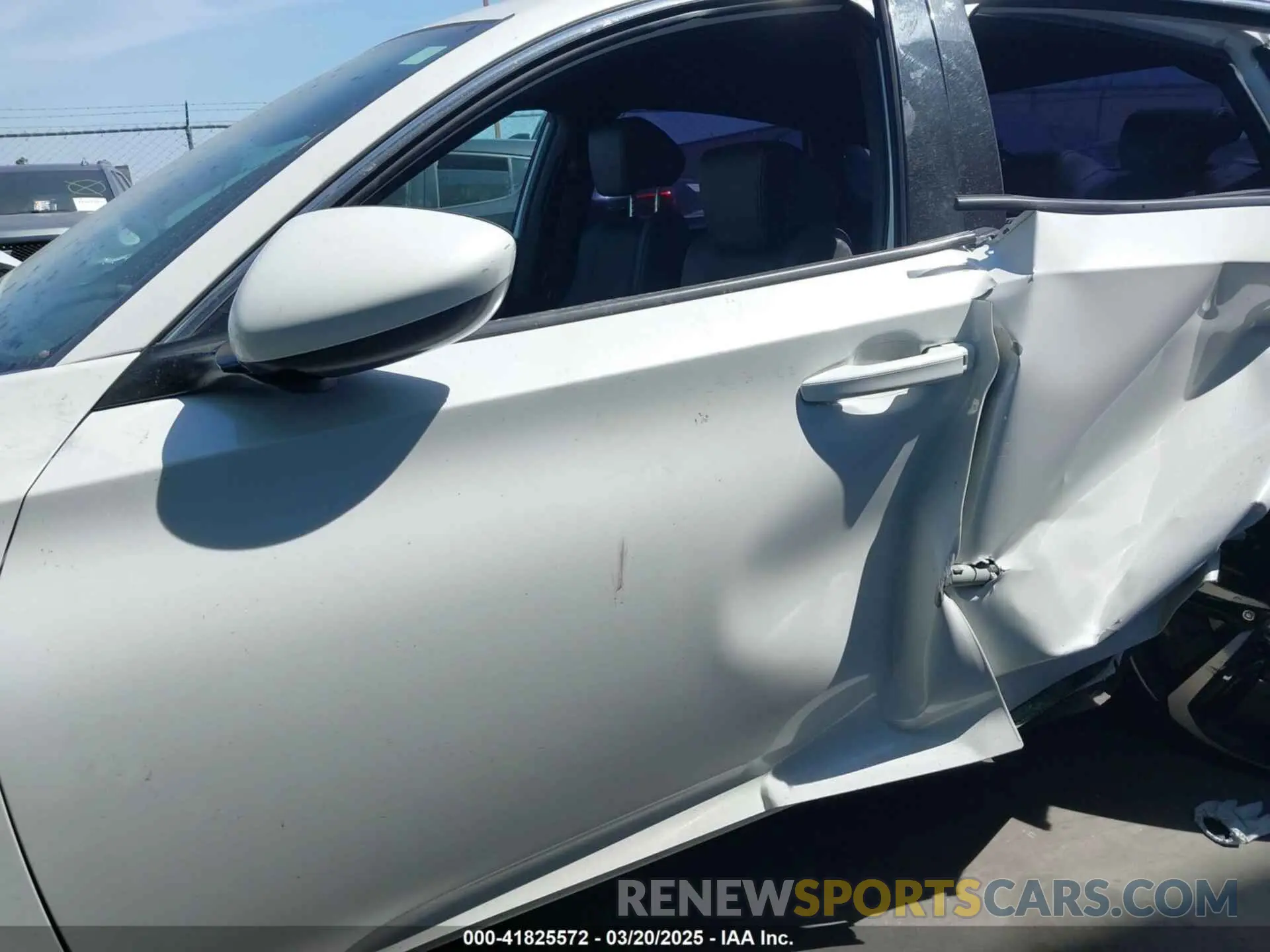 22 Photograph of a damaged car 1HGCV1F38KA088462 HONDA ACCORD 2019