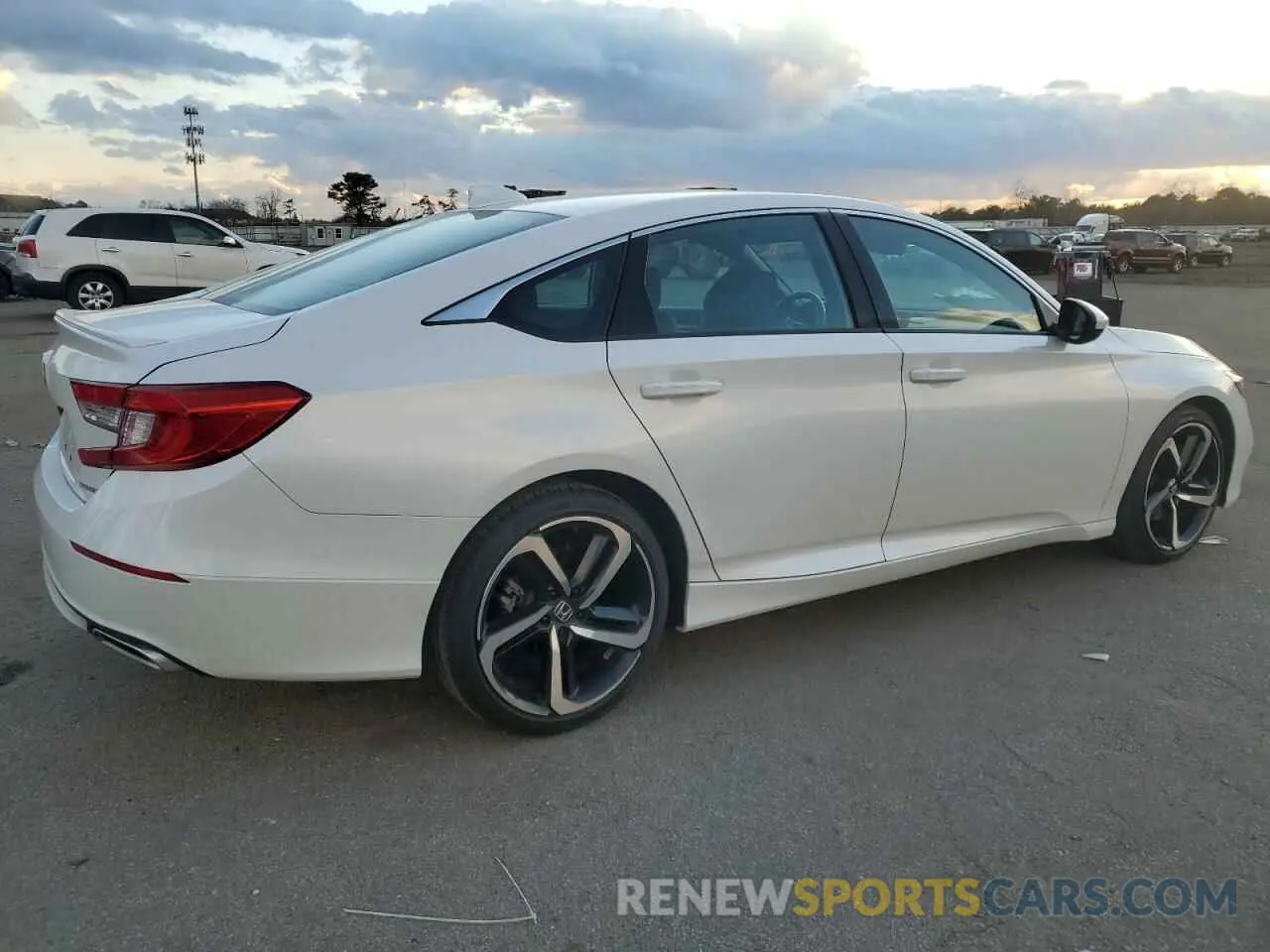 3 Photograph of a damaged car 1HGCV1F38KA173222 HONDA ACCORD 2019