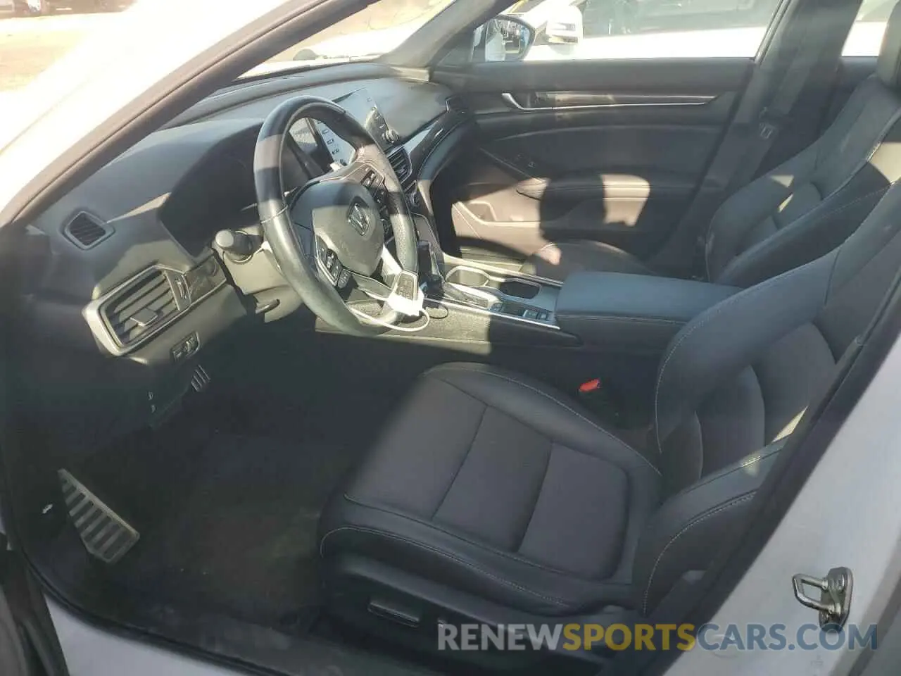 7 Photograph of a damaged car 1HGCV1F38KA173222 HONDA ACCORD 2019