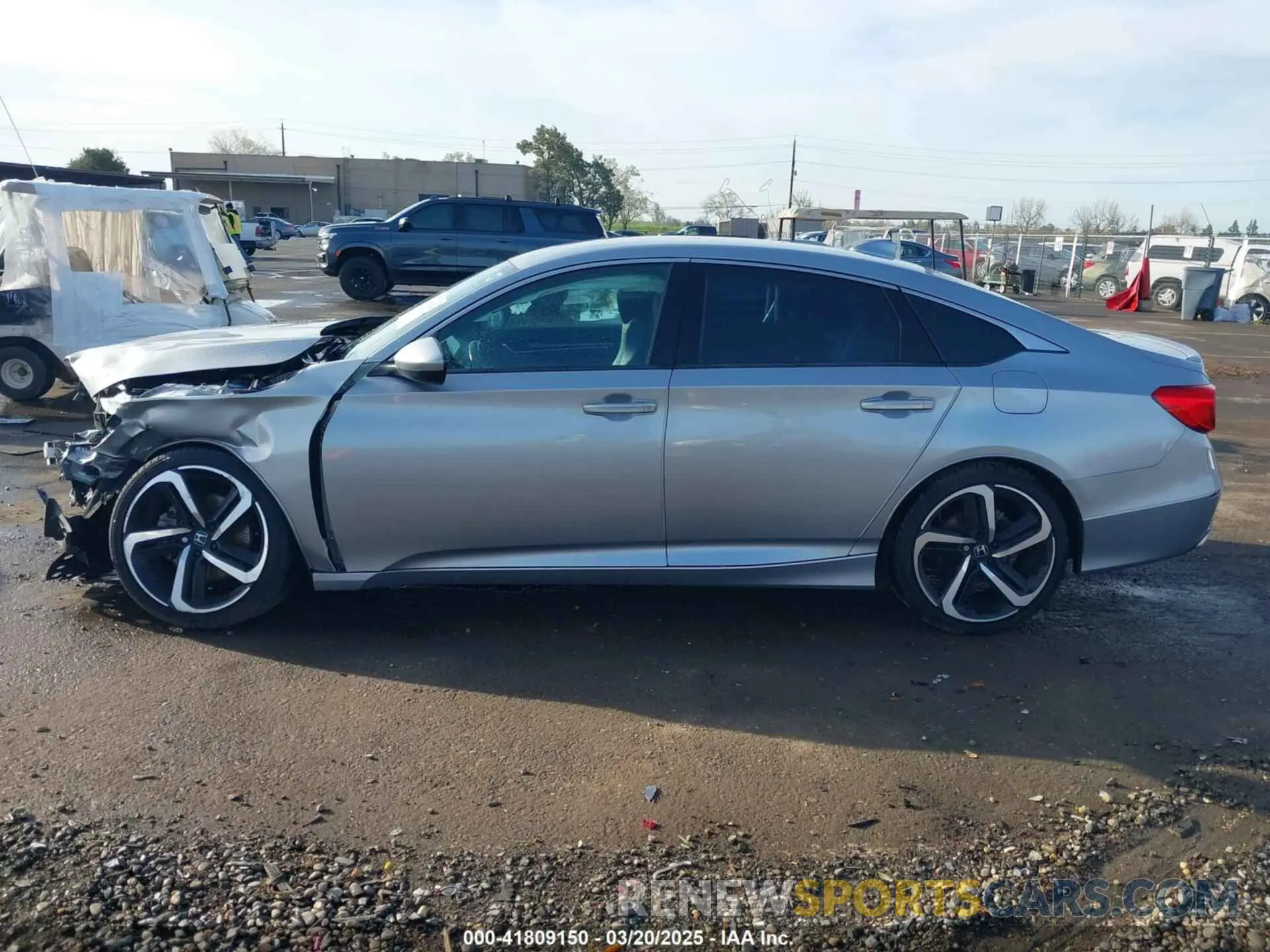 15 Photograph of a damaged car 1HGCV1F39KA016606 HONDA ACCORD 2019
