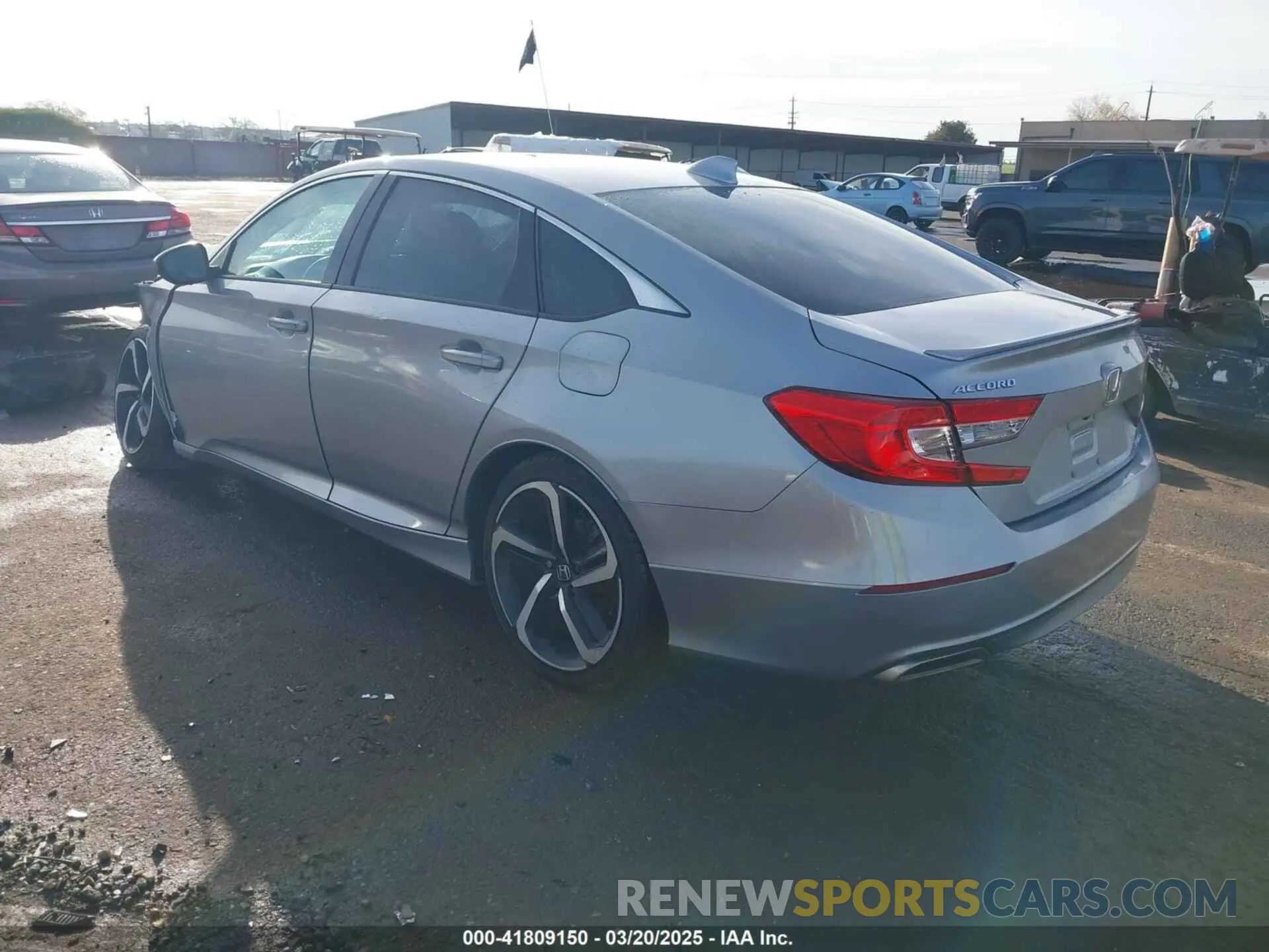3 Photograph of a damaged car 1HGCV1F39KA016606 HONDA ACCORD 2019