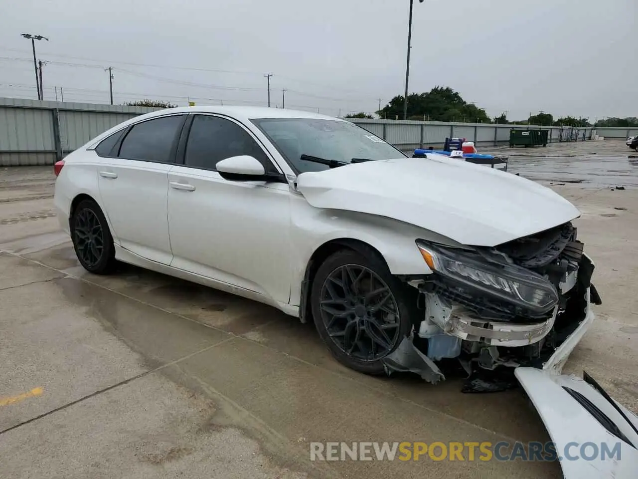 4 Photograph of a damaged car 1HGCV1F39KA016895 HONDA ACCORD 2019