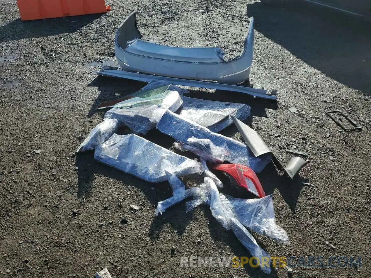 12 Photograph of a damaged car 1HGCV1F39KA086607 HONDA ACCORD 2019