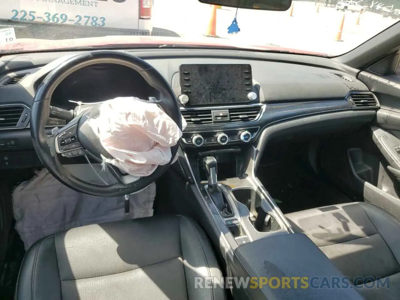 8 Photograph of a damaged car 1HGCV1F39KA088373 HONDA ACCORD 2019