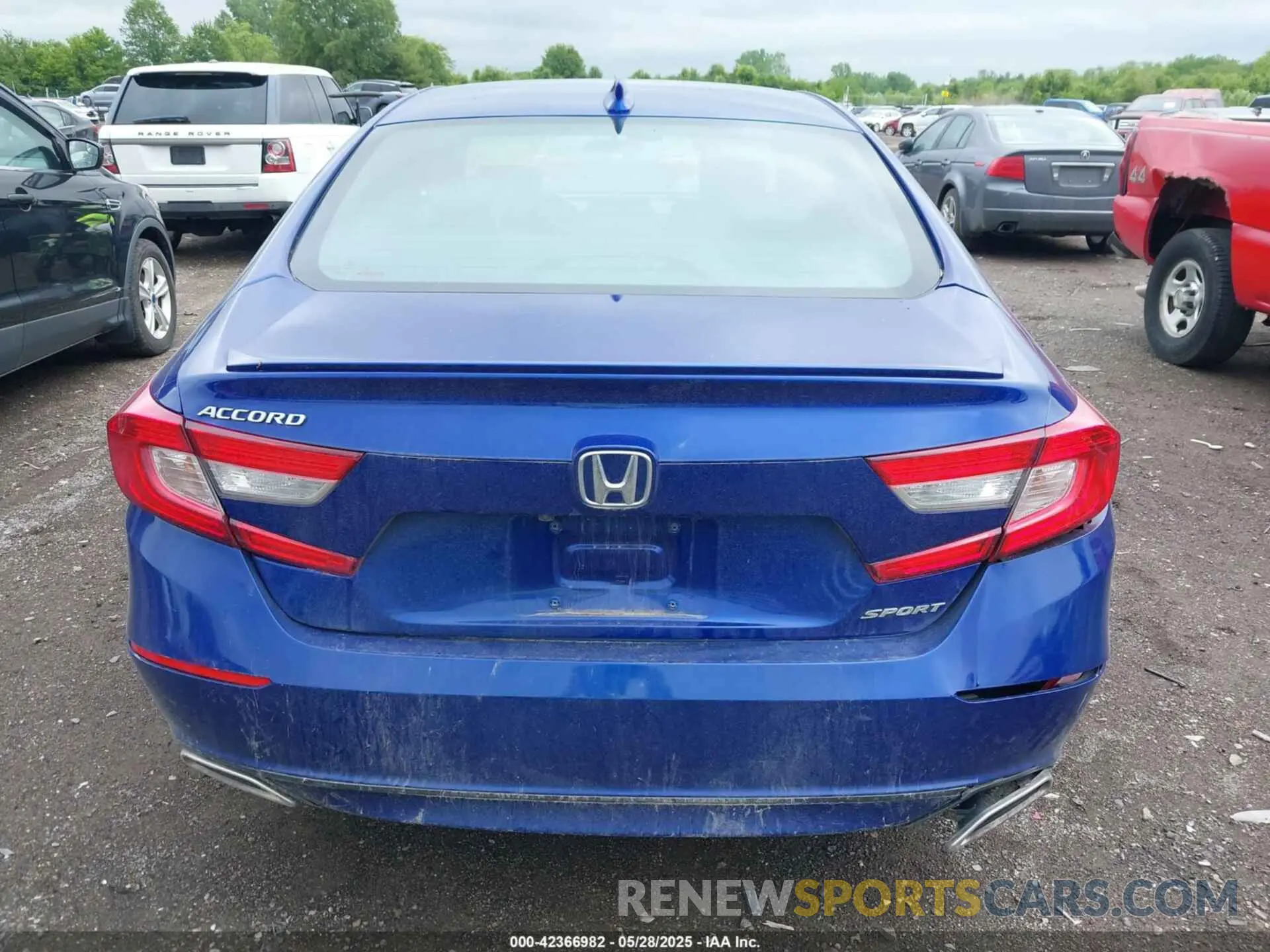 16 Photograph of a damaged car 1HGCV1F39KA093041 HONDA ACCORD 2019
