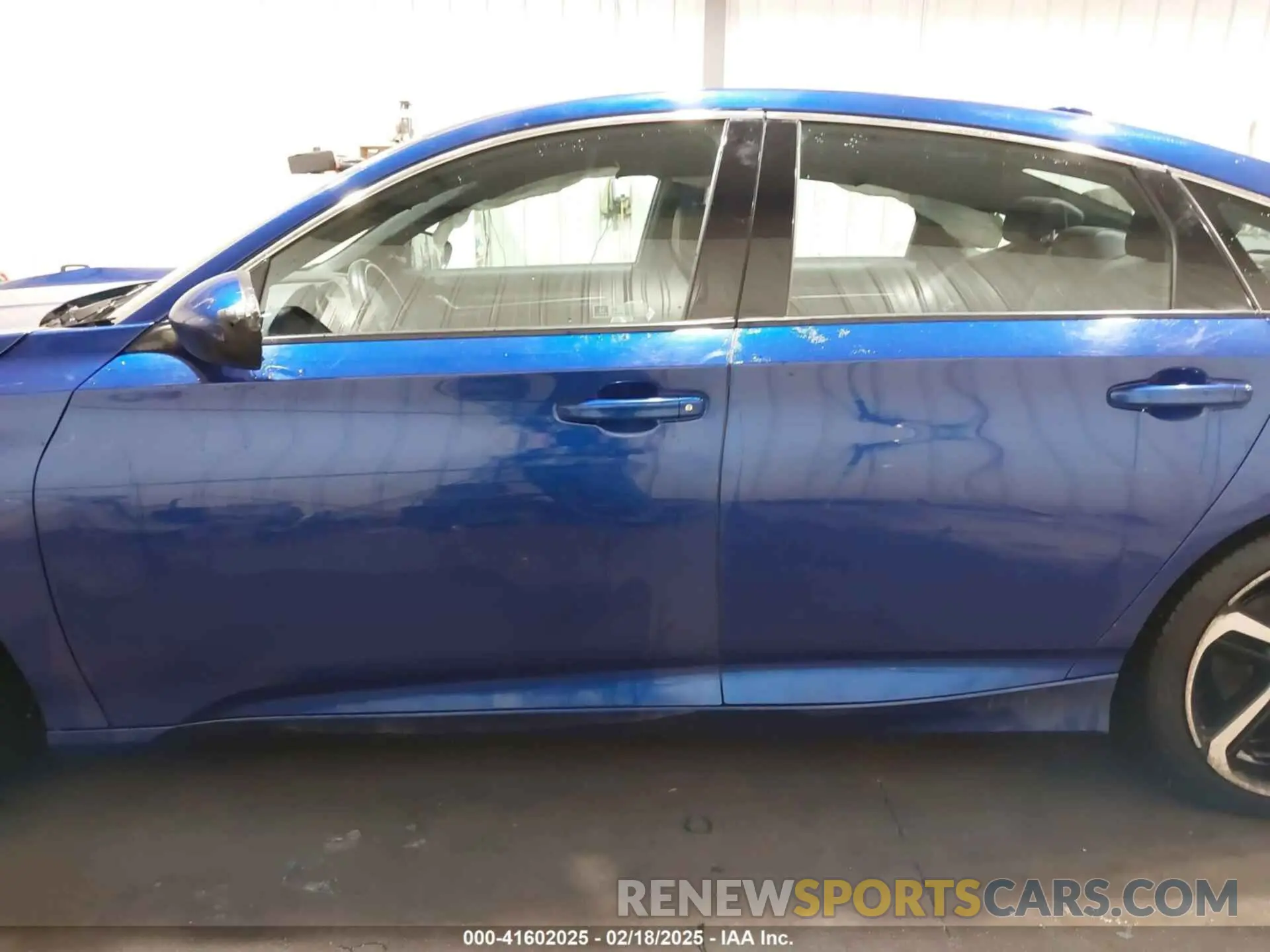 15 Photograph of a damaged car 1HGCV1F39KA100621 HONDA ACCORD 2019