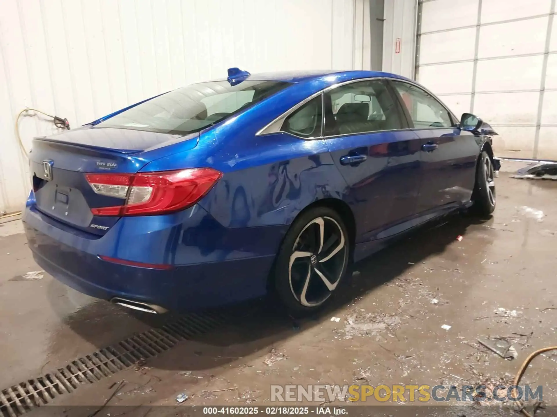 4 Photograph of a damaged car 1HGCV1F39KA100621 HONDA ACCORD 2019