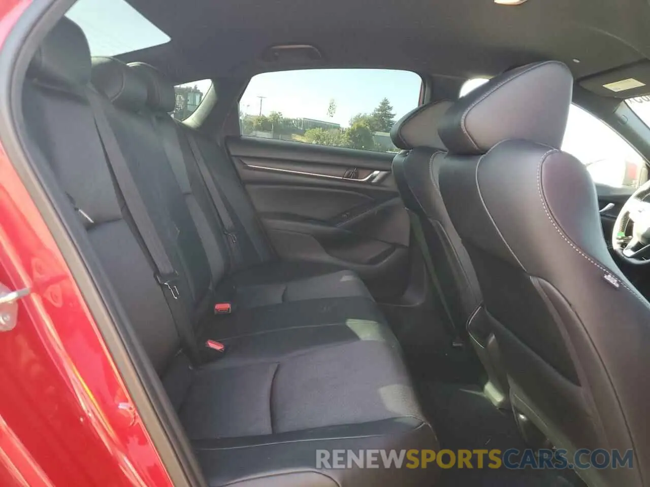 10 Photograph of a damaged car 1HGCV1F39KA101168 HONDA ACCORD 2019