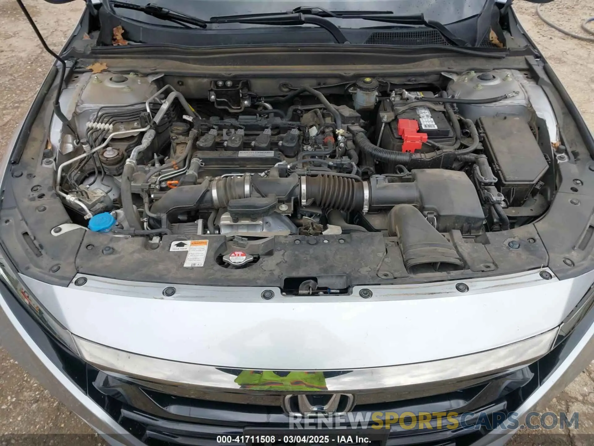10 Photograph of a damaged car 1HGCV1F39KA105186 HONDA ACCORD 2019