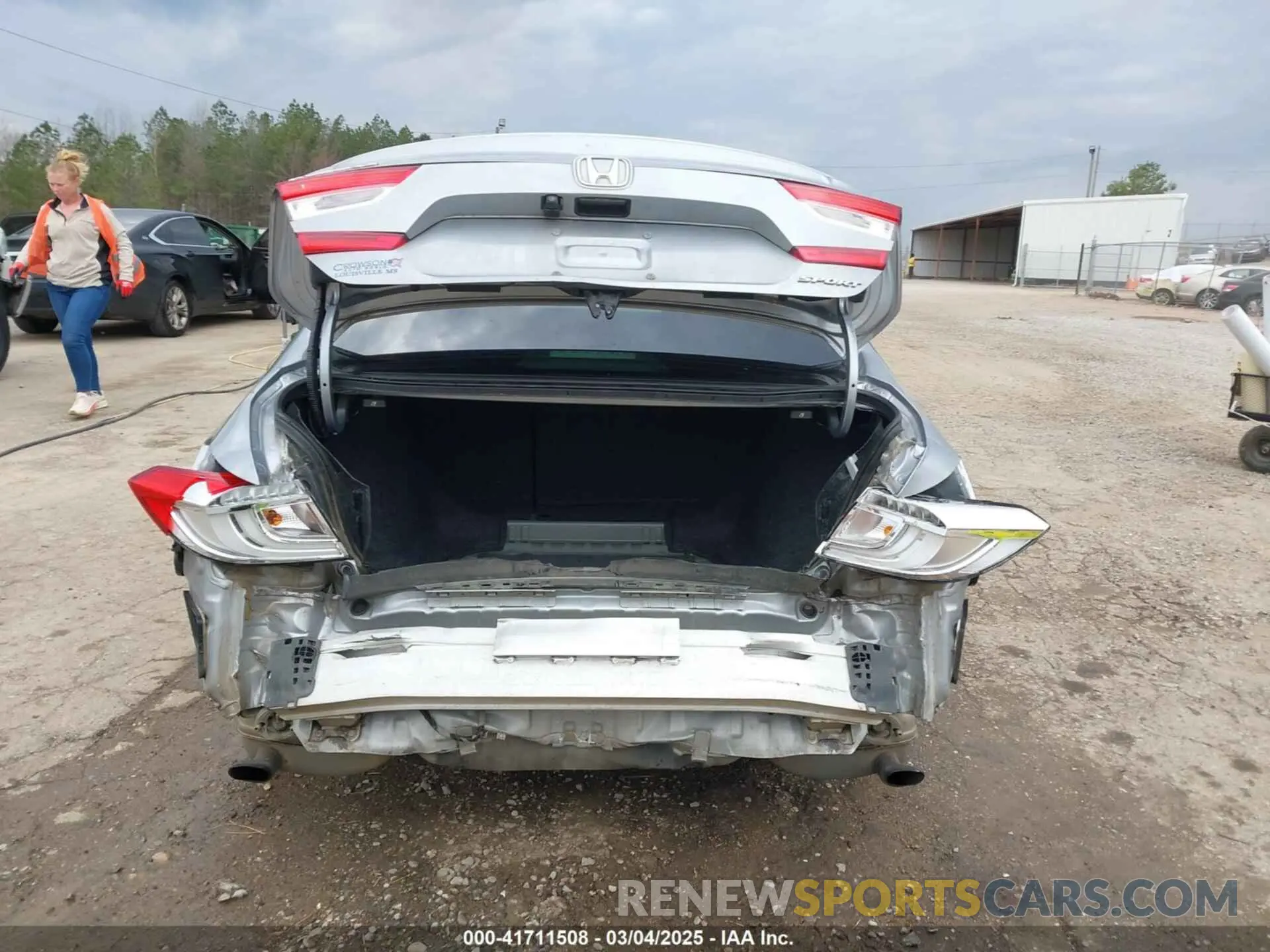 17 Photograph of a damaged car 1HGCV1F39KA105186 HONDA ACCORD 2019