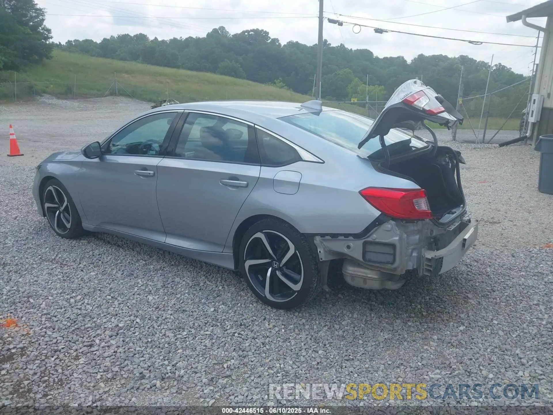 3 Photograph of a damaged car 1HGCV1F39KA118844 HONDA ACCORD 2019