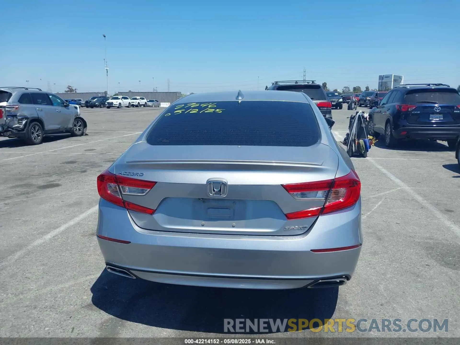 17 Photograph of a damaged car 1HGCV1F39KA142156 HONDA ACCORD 2019