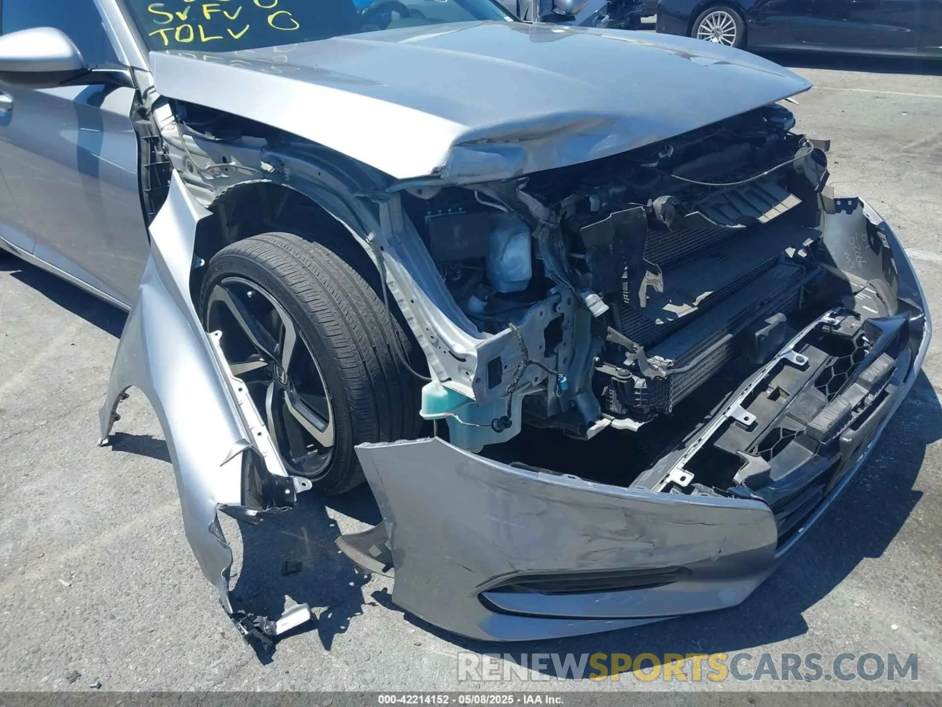 6 Photograph of a damaged car 1HGCV1F39KA142156 HONDA ACCORD 2019