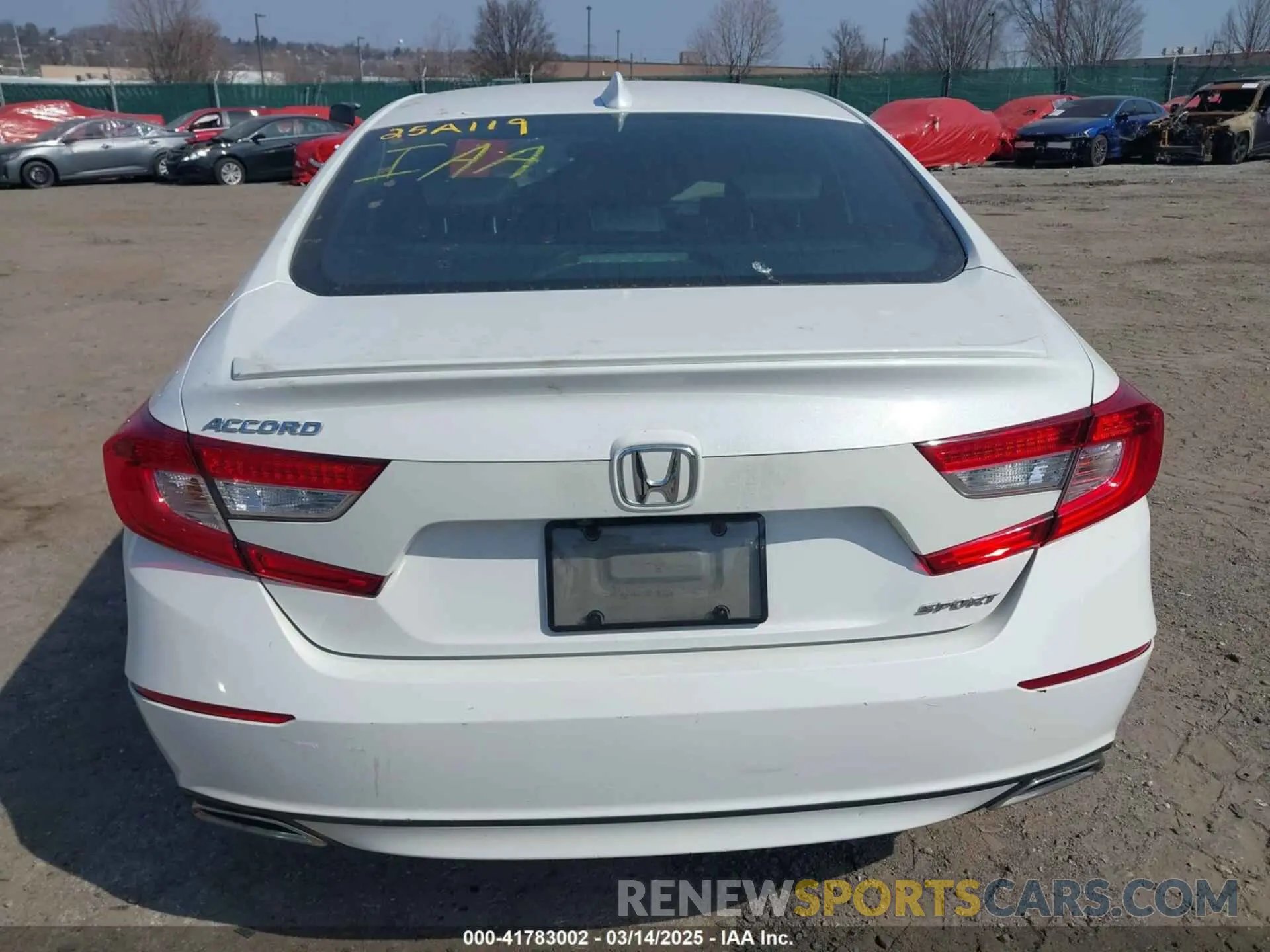 15 Photograph of a damaged car 1HGCV1F39KA175674 HONDA ACCORD 2019