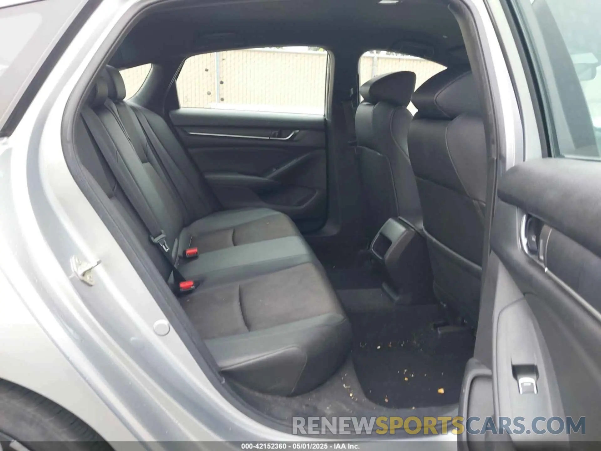 8 Photograph of a damaged car 1HGCV1F3XKA023757 HONDA ACCORD 2019