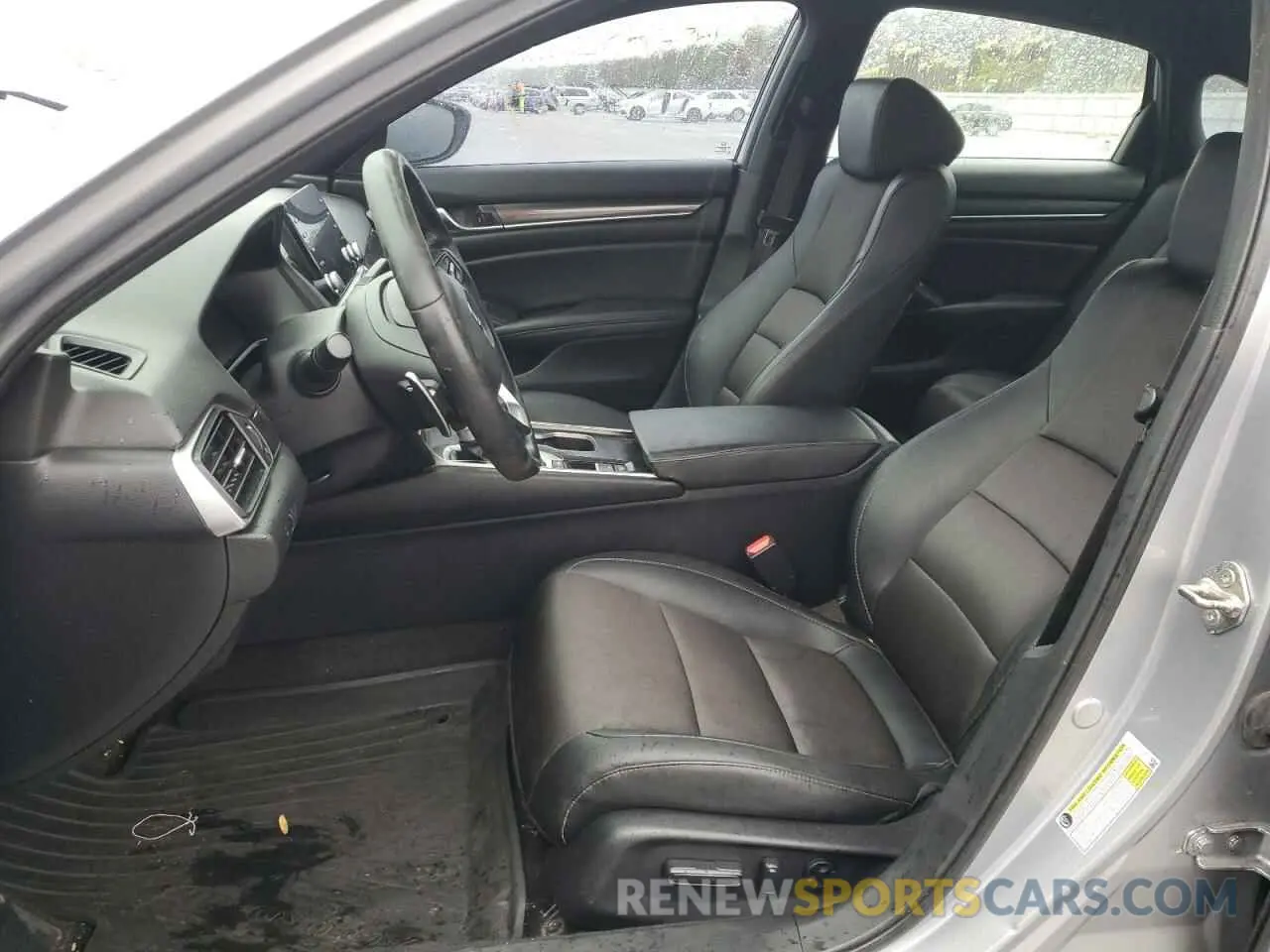 7 Photograph of a damaged car 1HGCV1F3XKA028831 HONDA ACCORD 2019