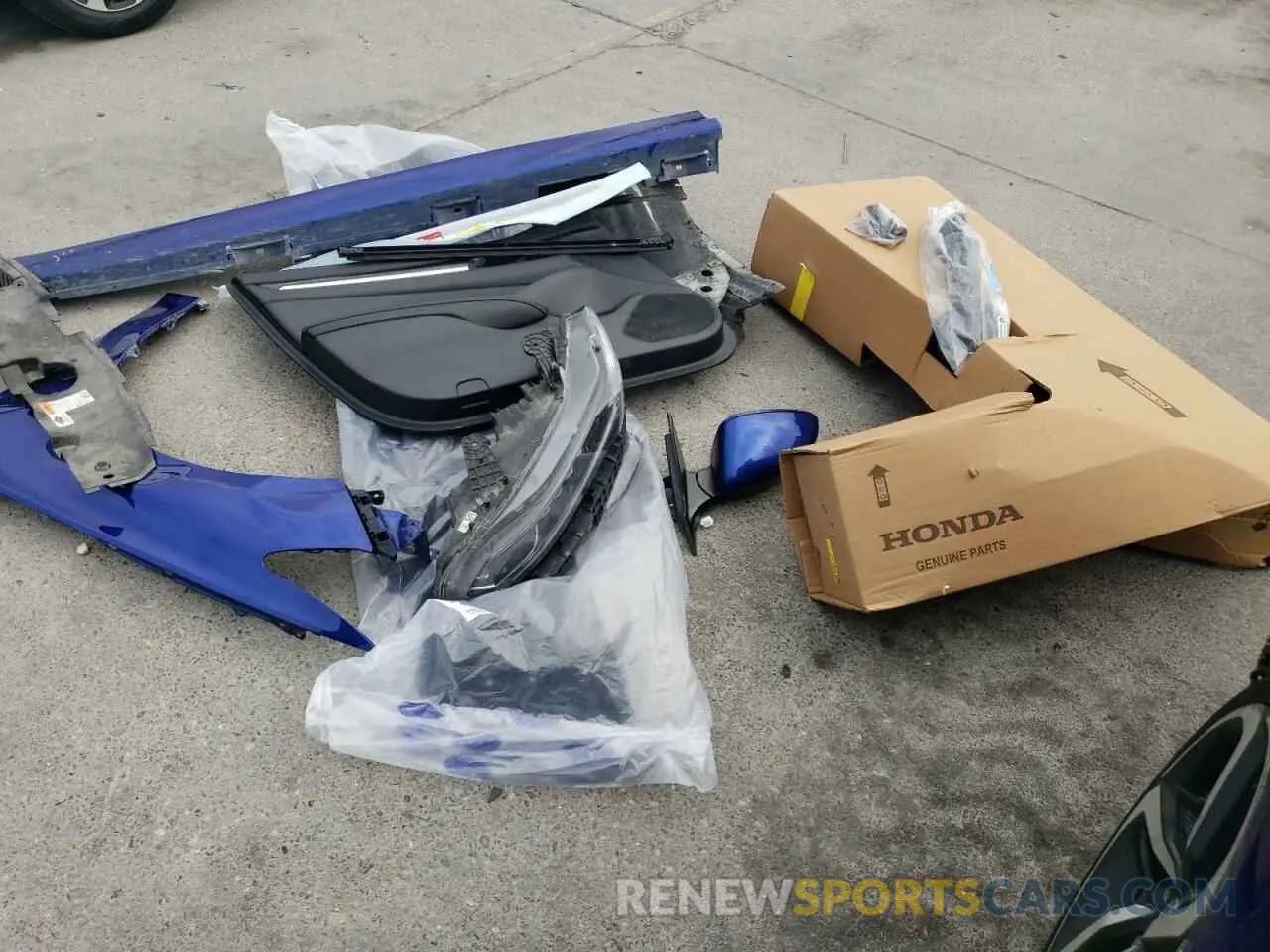 12 Photograph of a damaged car 1HGCV1F3XKA045967 HONDA ACCORD 2019